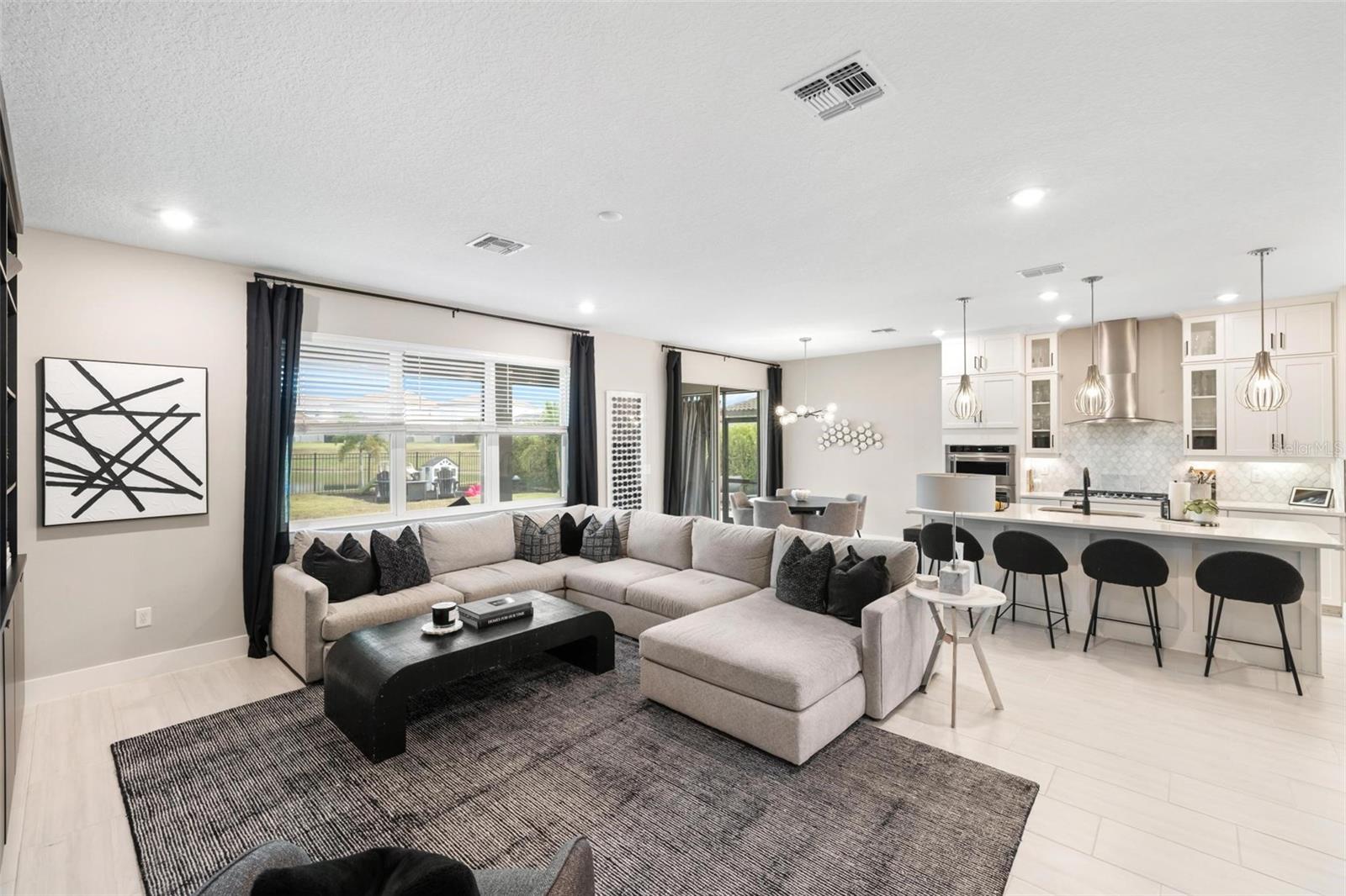 SAVANNA AT LAKEWOOD RANCH - Residential