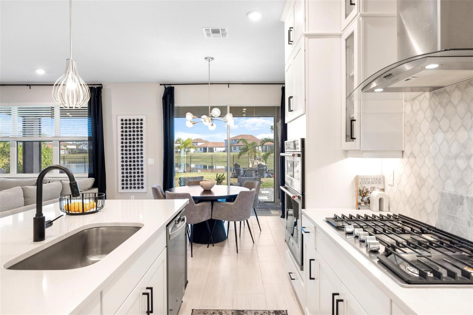 SAVANNA AT LAKEWOOD RANCH - Residential