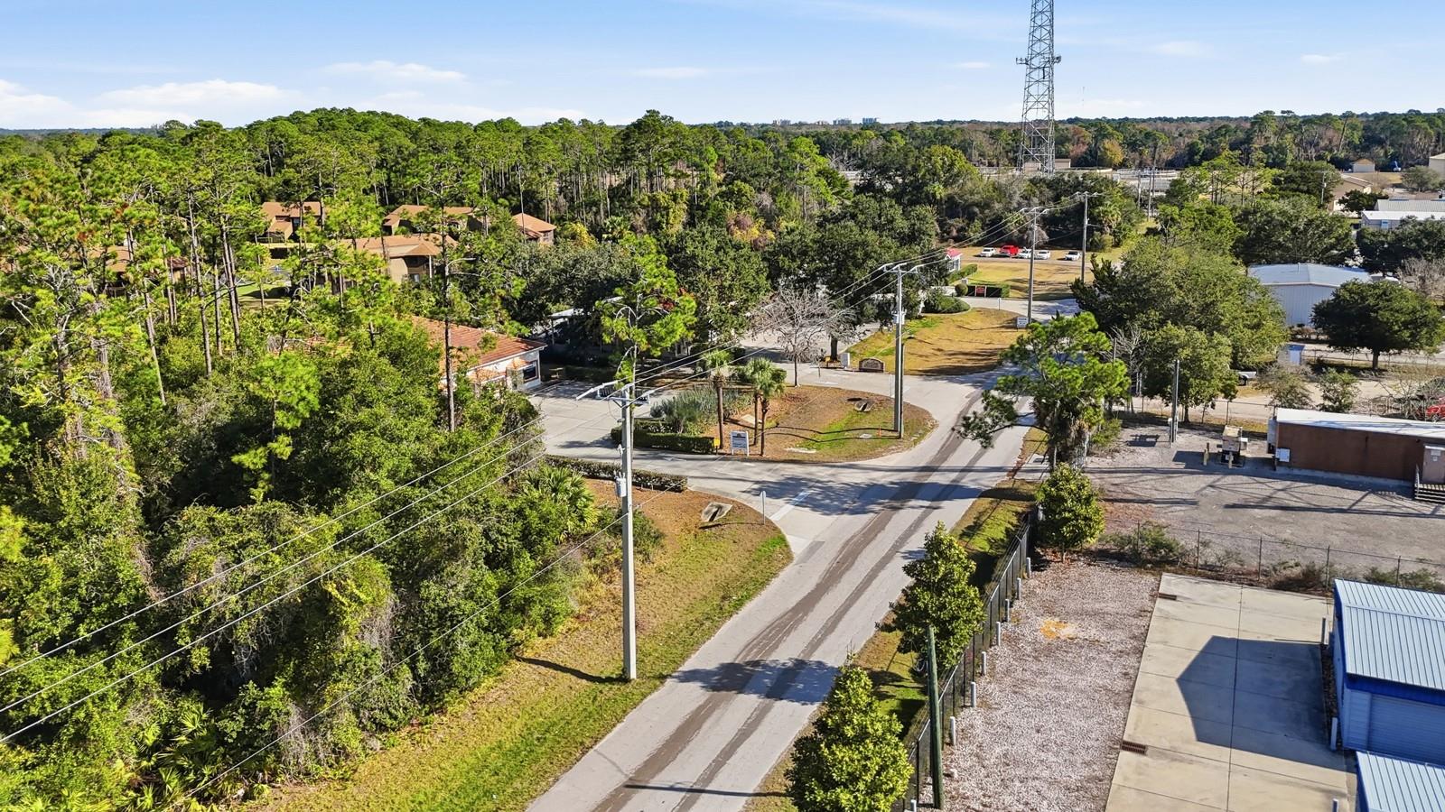 UTILITY DRIVE COMMERCE PARK - Land