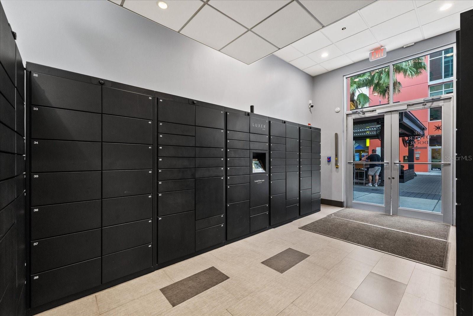 GRAND CENTRAL AT KENNEDY RESID - Residential