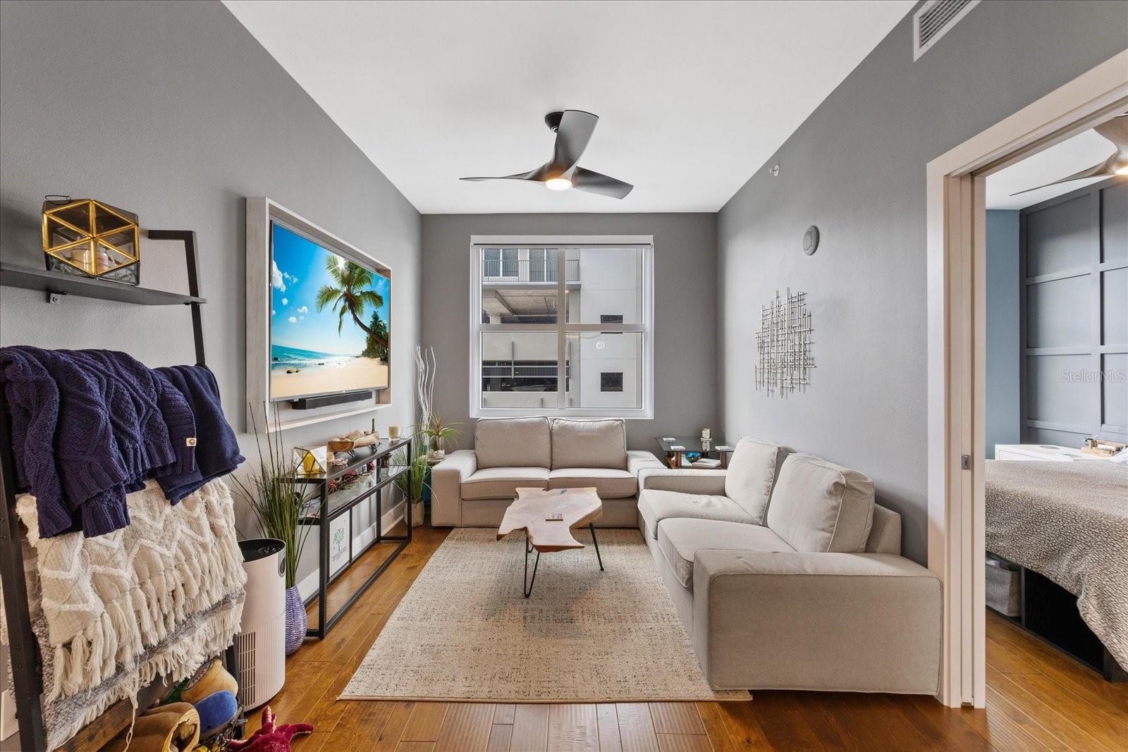 GRAND CENTRAL AT KENNEDY RESID - Residential