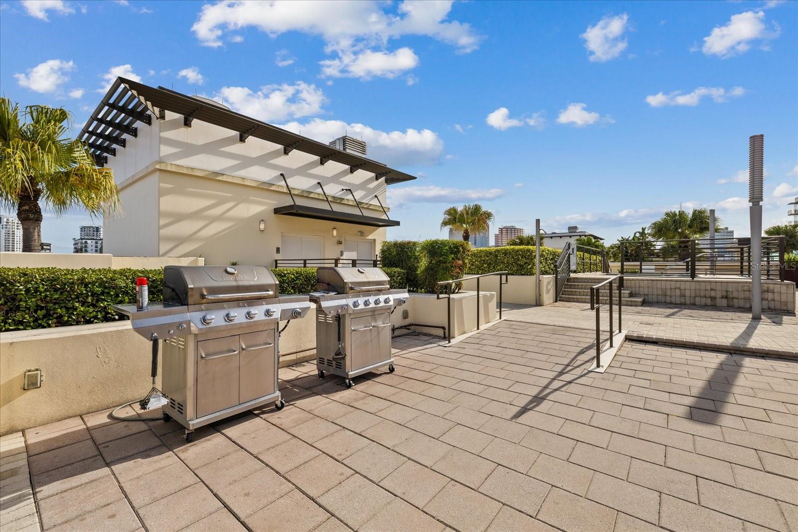 GRAND CENTRAL AT KENNEDY RESID - Residential
