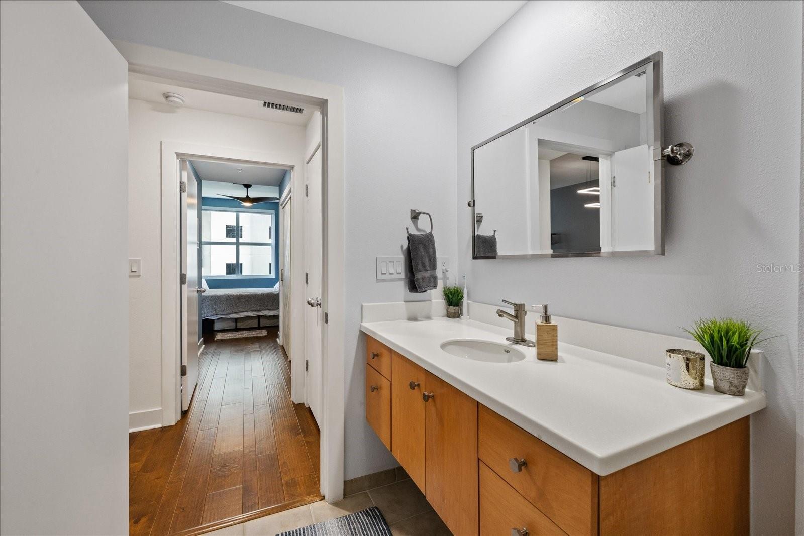 GRAND CENTRAL AT KENNEDY RESID - Residential