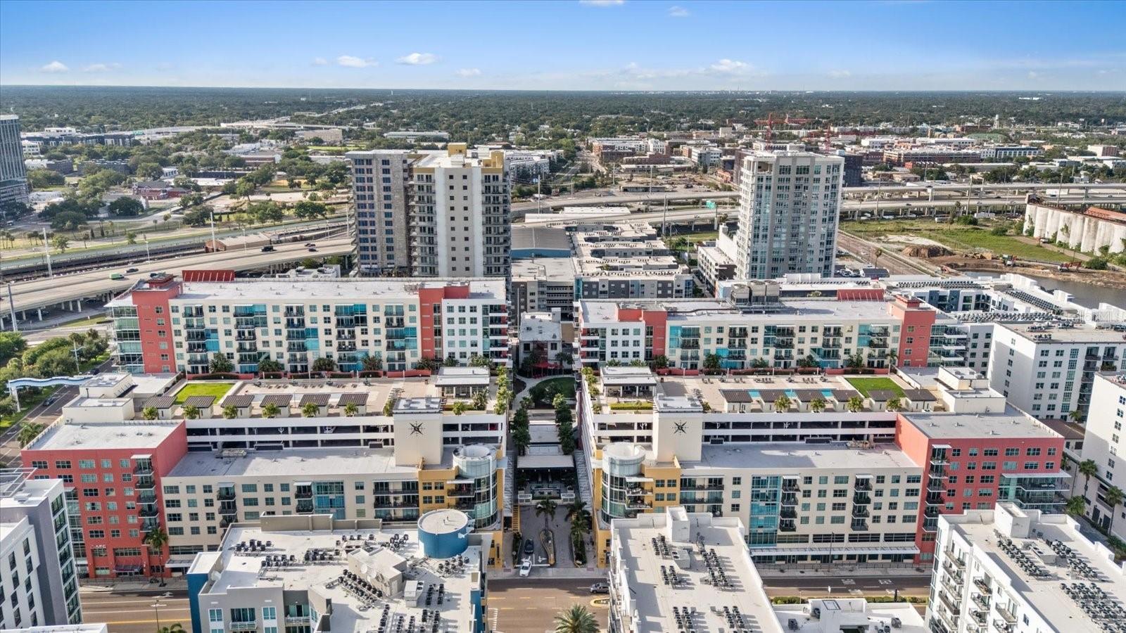 GRAND CENTRAL AT KENNEDY RESID - Residential