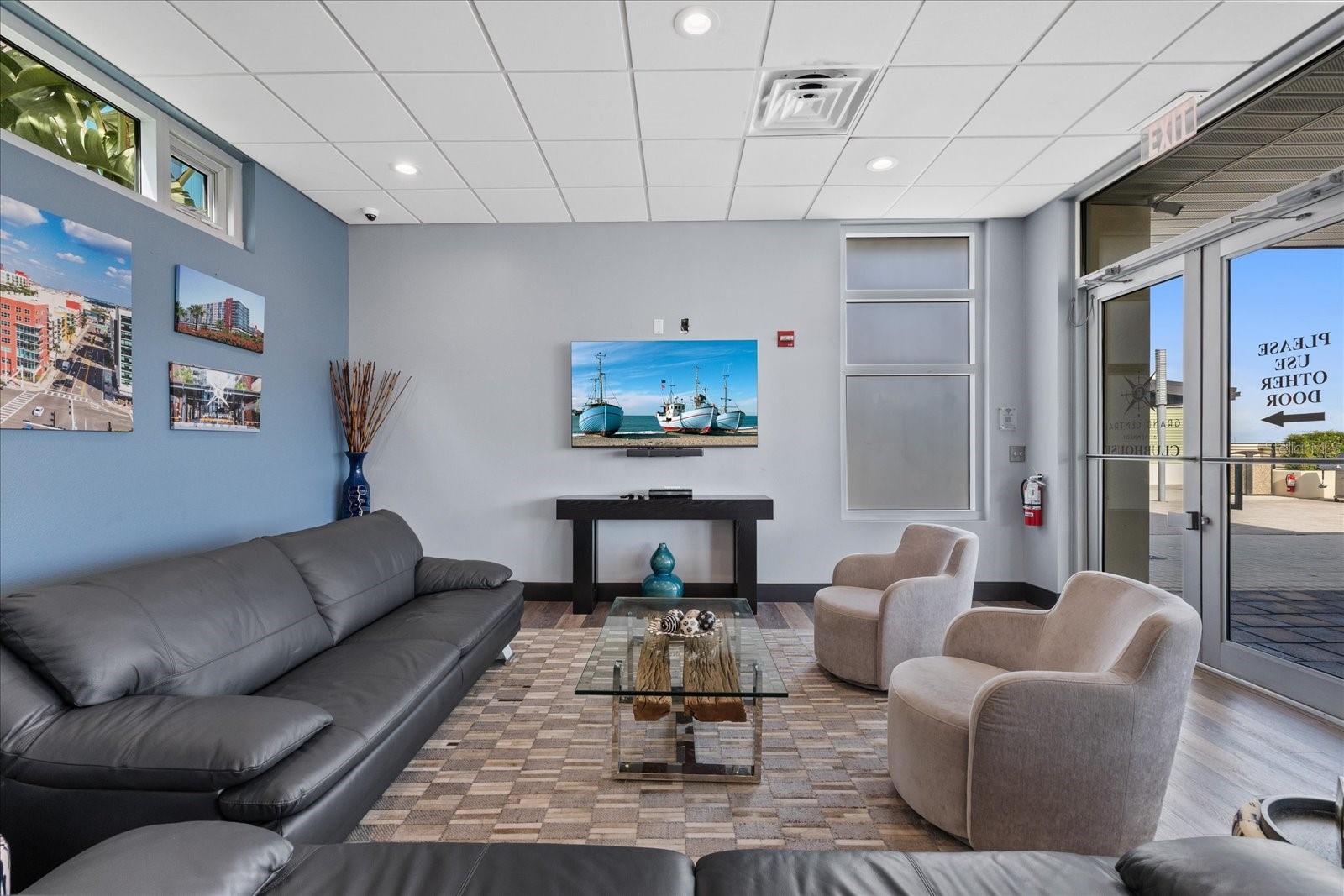 GRAND CENTRAL AT KENNEDY RESID - Residential