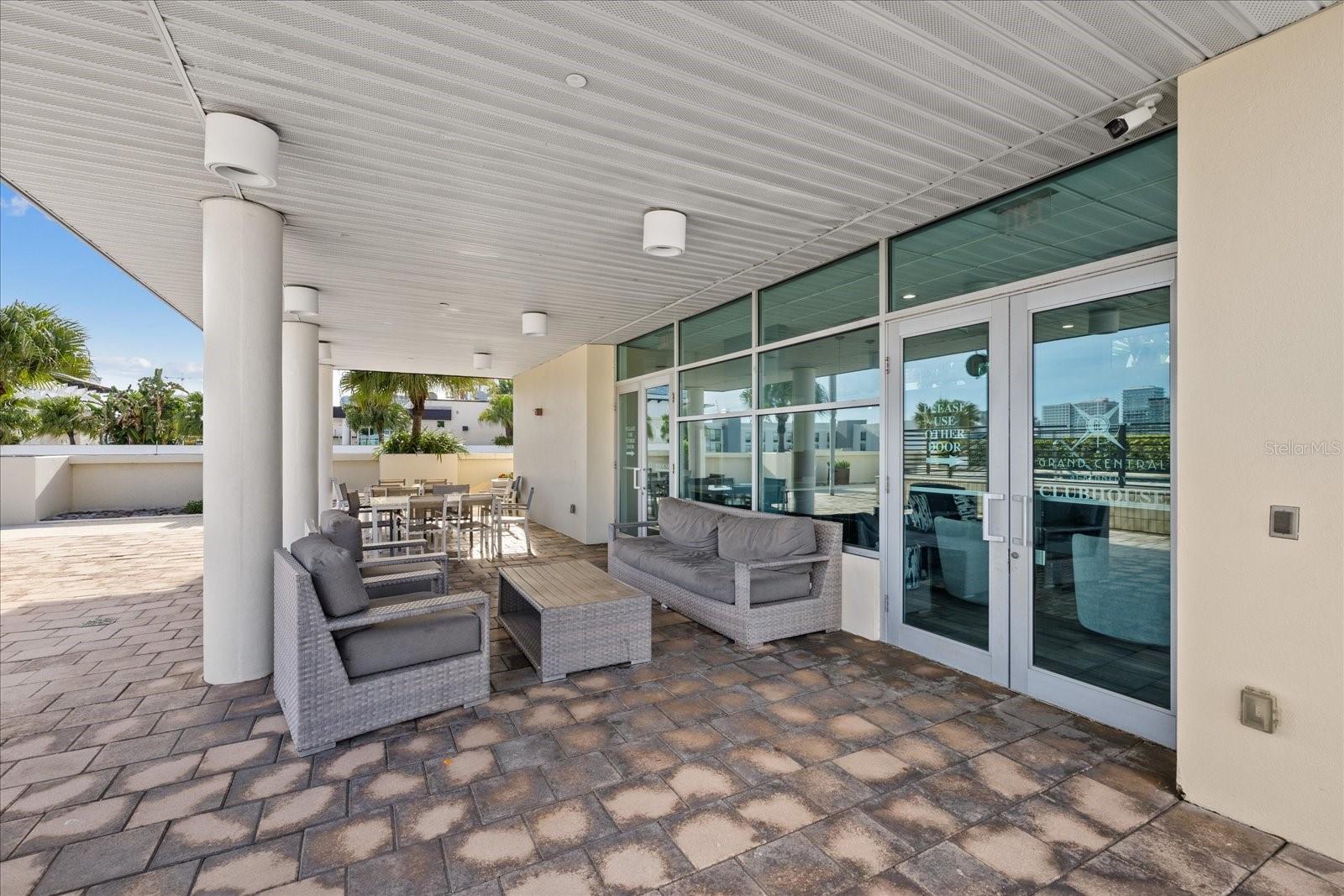 GRAND CENTRAL AT KENNEDY RESID - Residential