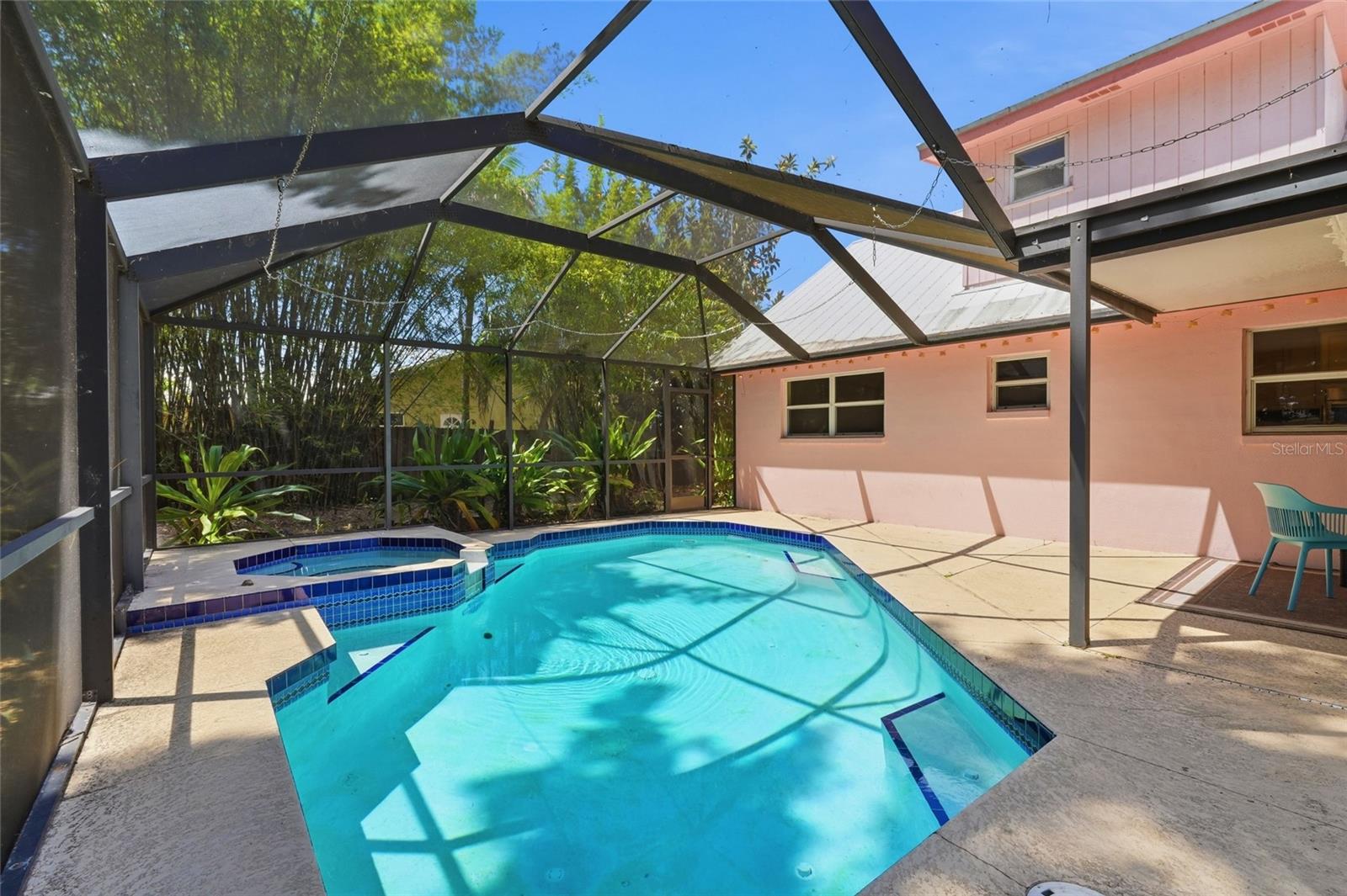 ASHWORTH PARK - Residential