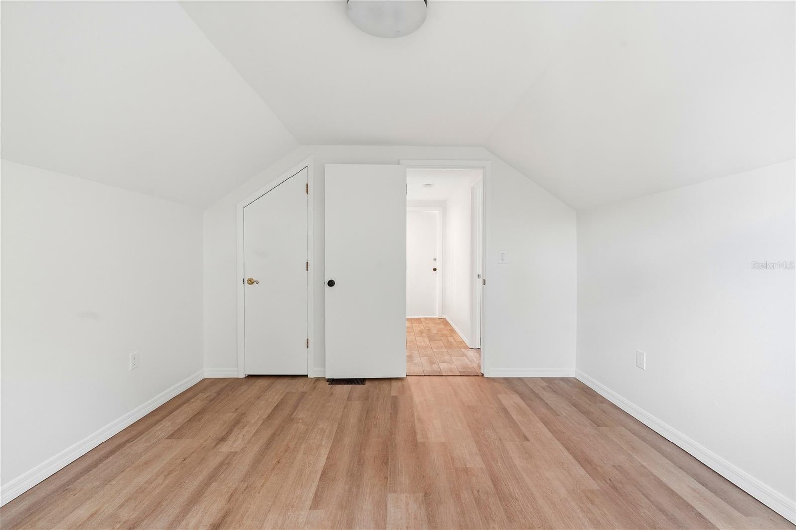 ASHWORTH PARK - Residential