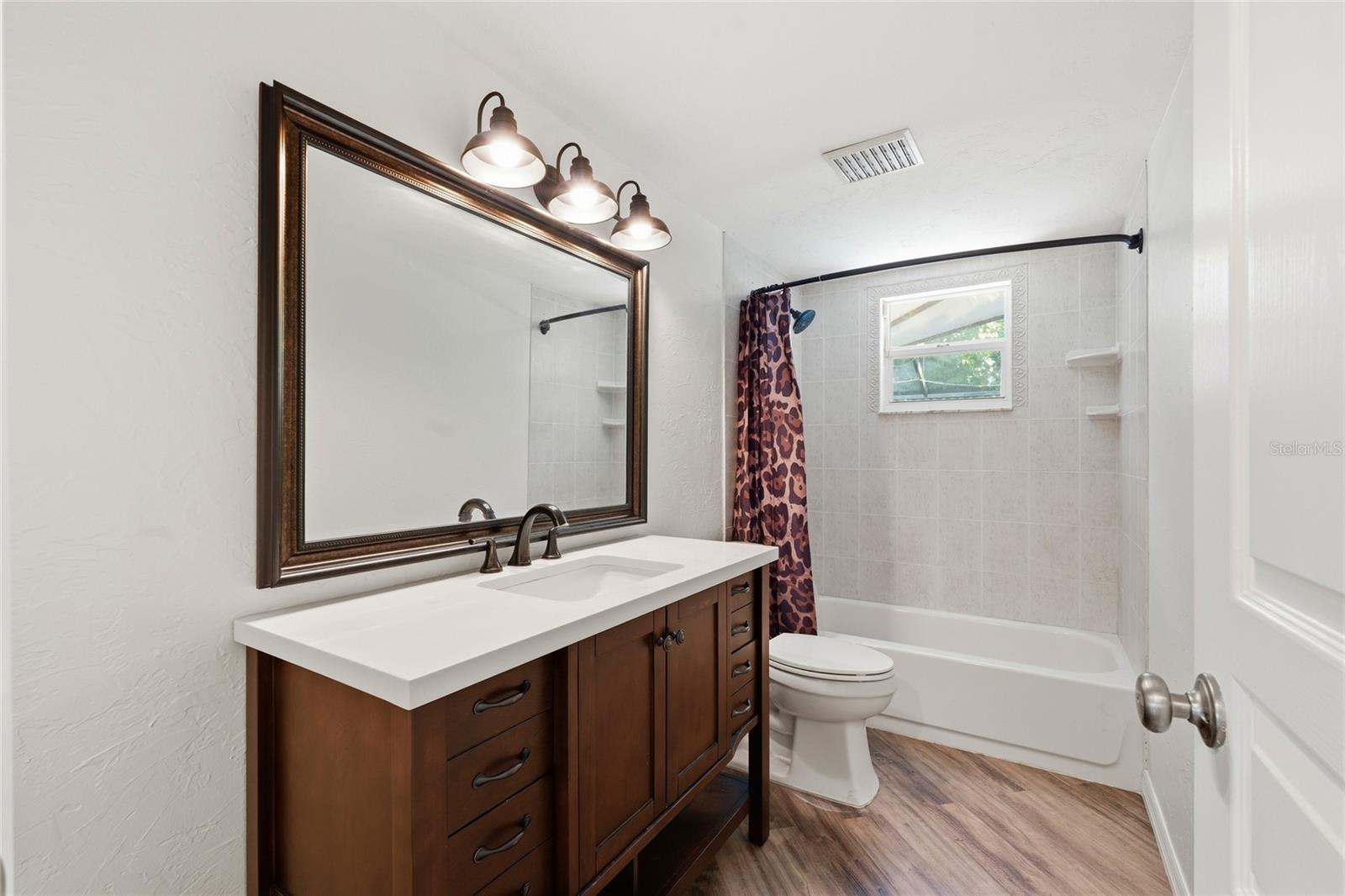 ASHWORTH PARK - Residential