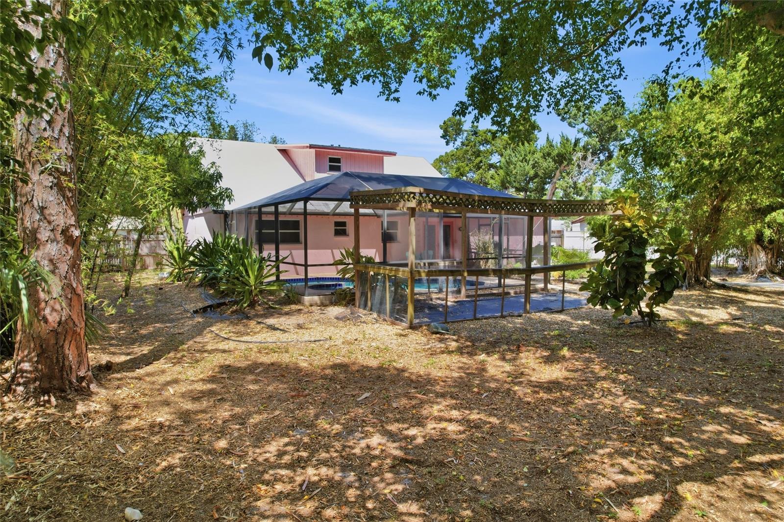 ASHWORTH PARK - Residential