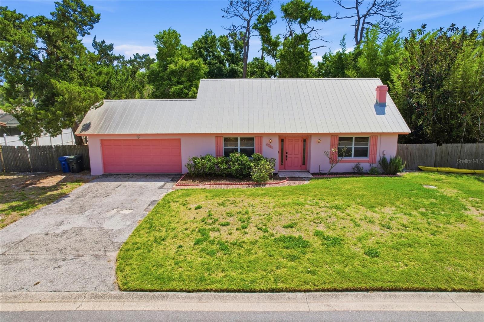 ASHWORTH PARK - Residential