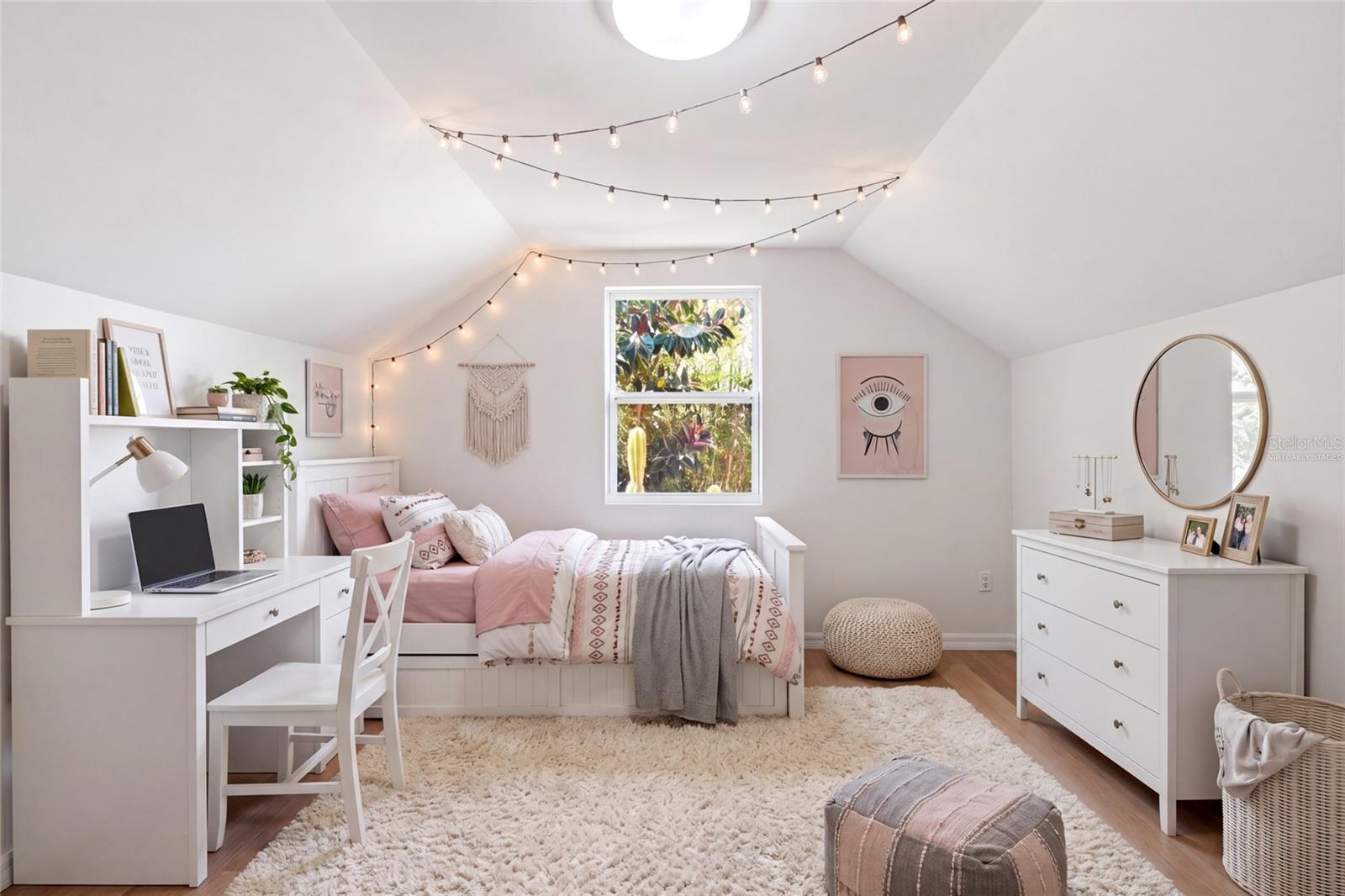 ASHWORTH PARK - Residential