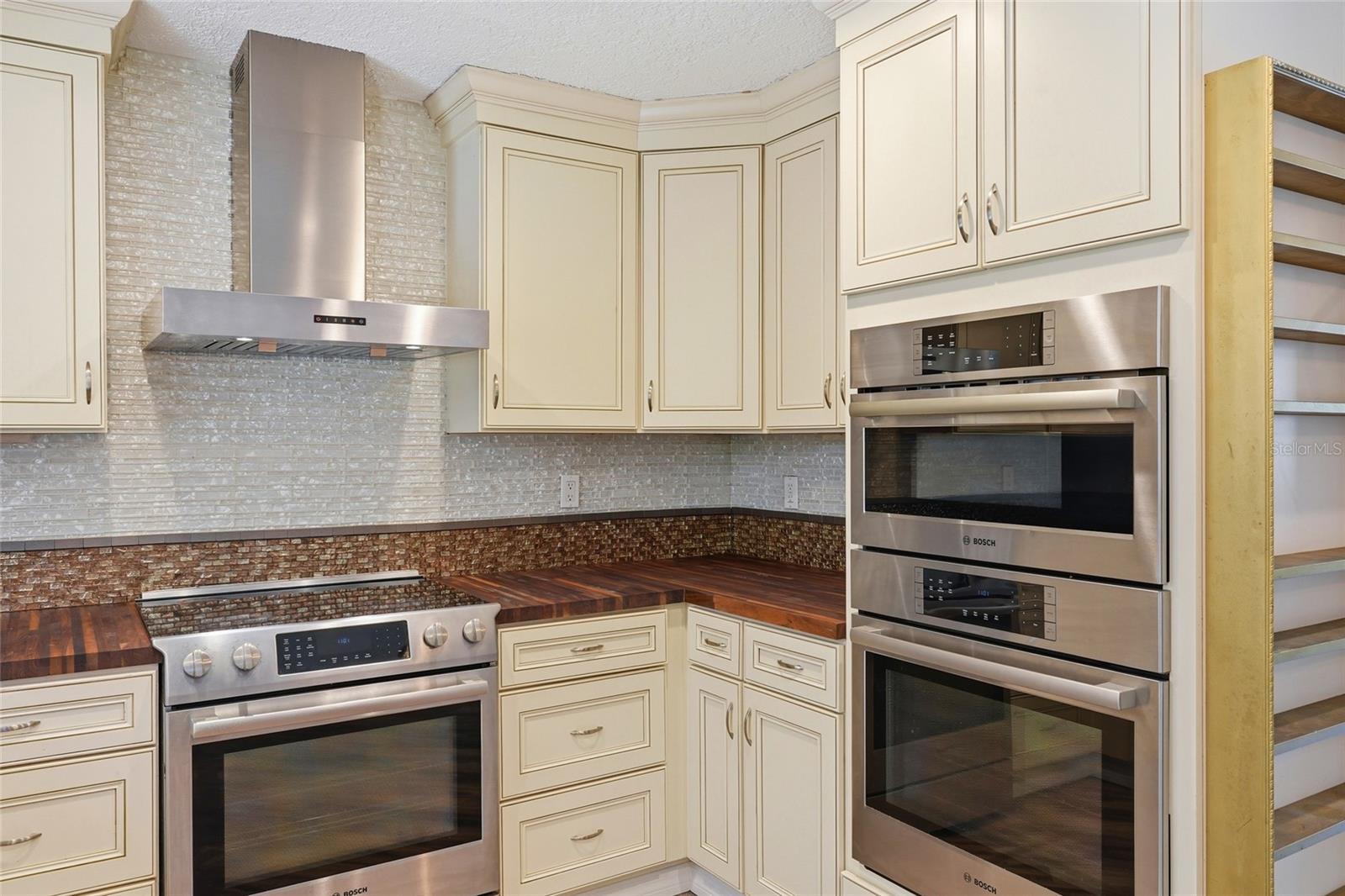 ASHWORTH PARK - Residential