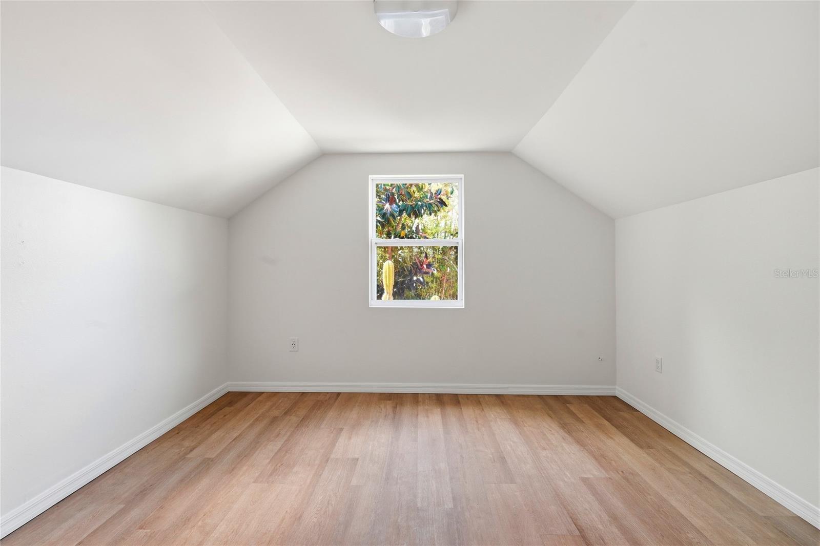 ASHWORTH PARK - Residential