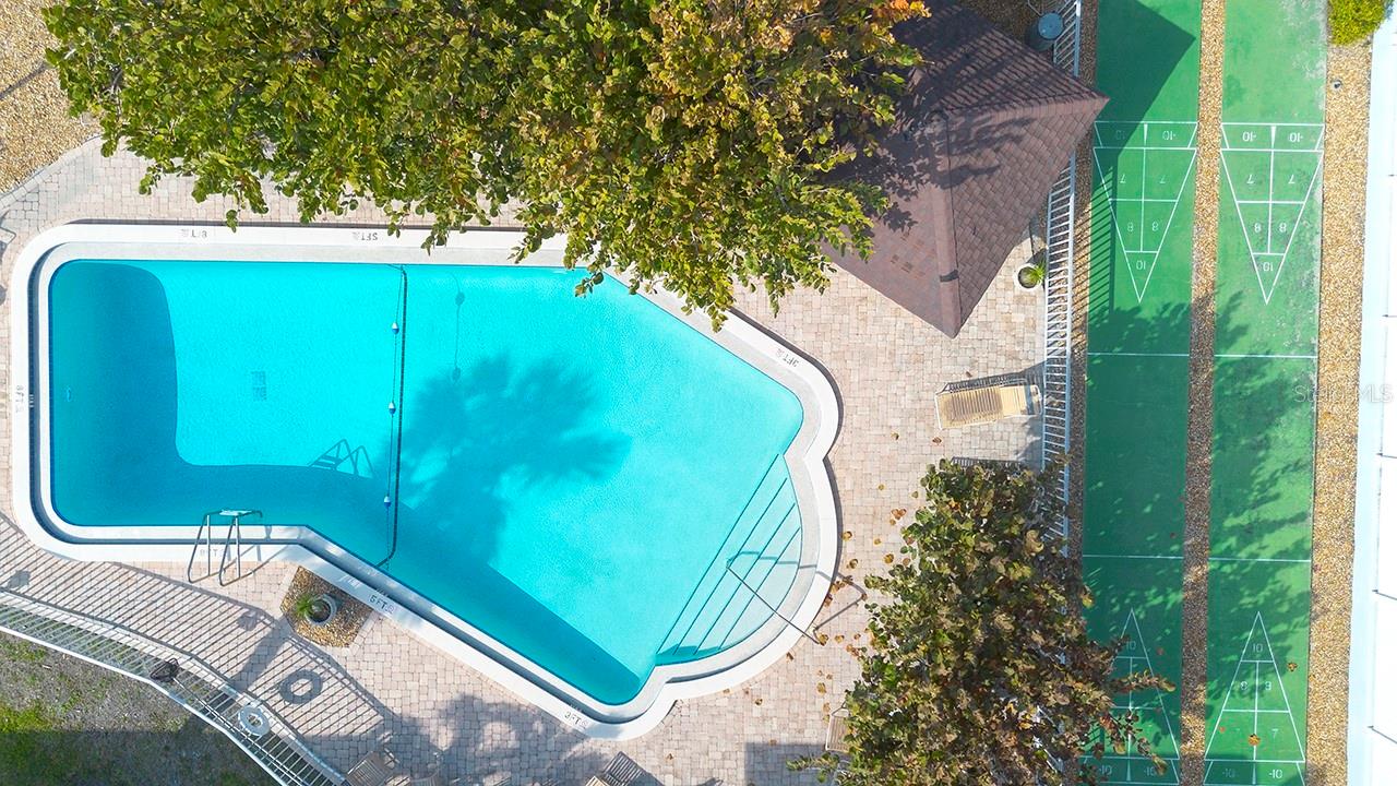 CAYMAN CAY VILLAS - Residential
