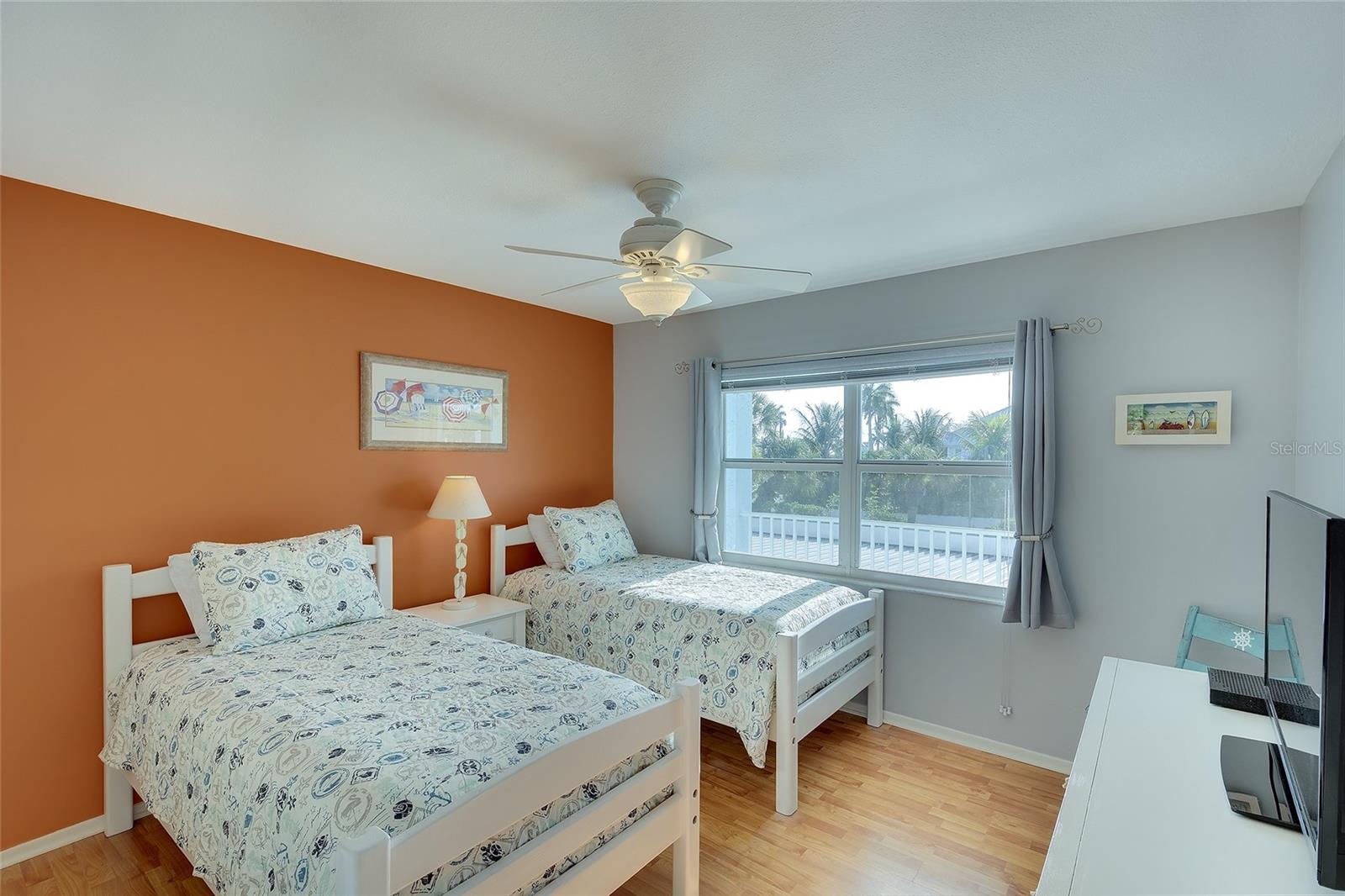 CAYMAN CAY VILLAS - Residential