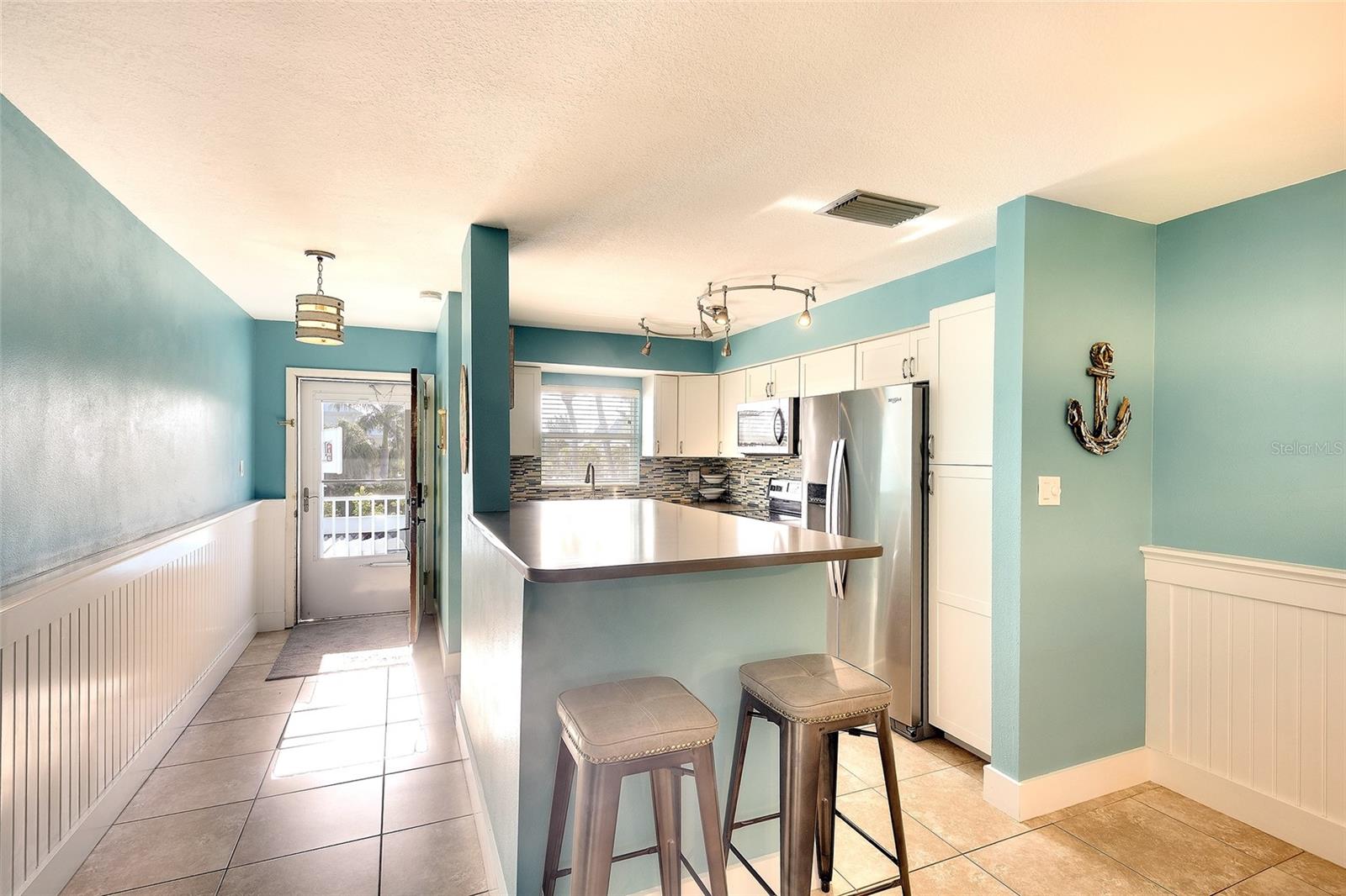 CAYMAN CAY VILLAS - Residential