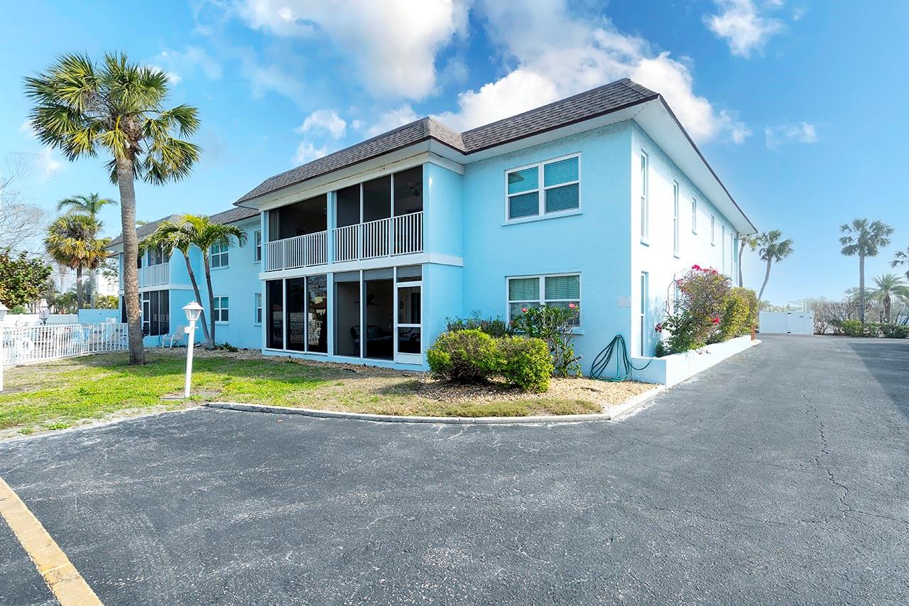 4307 GULF DRIVE 207