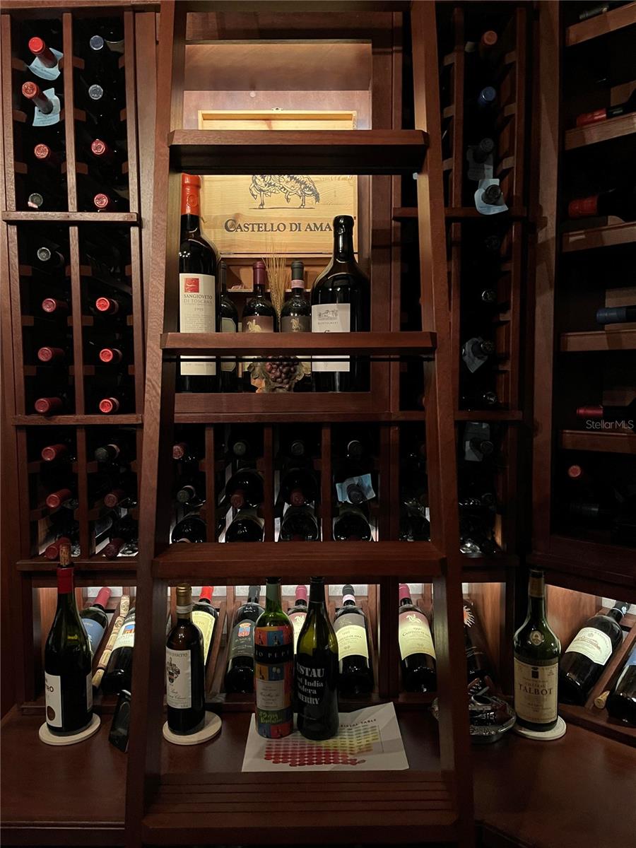 HARBOUR LANDINGS - Residential