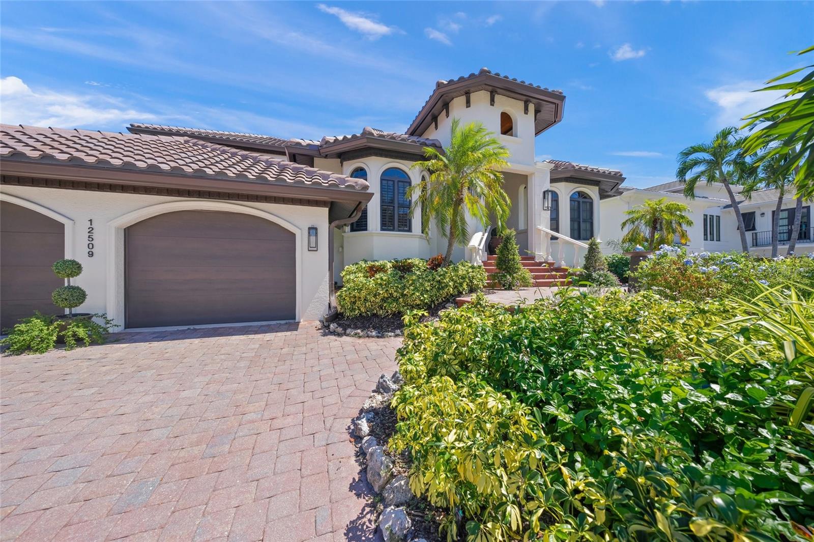 HARBOUR LANDINGS - Residential