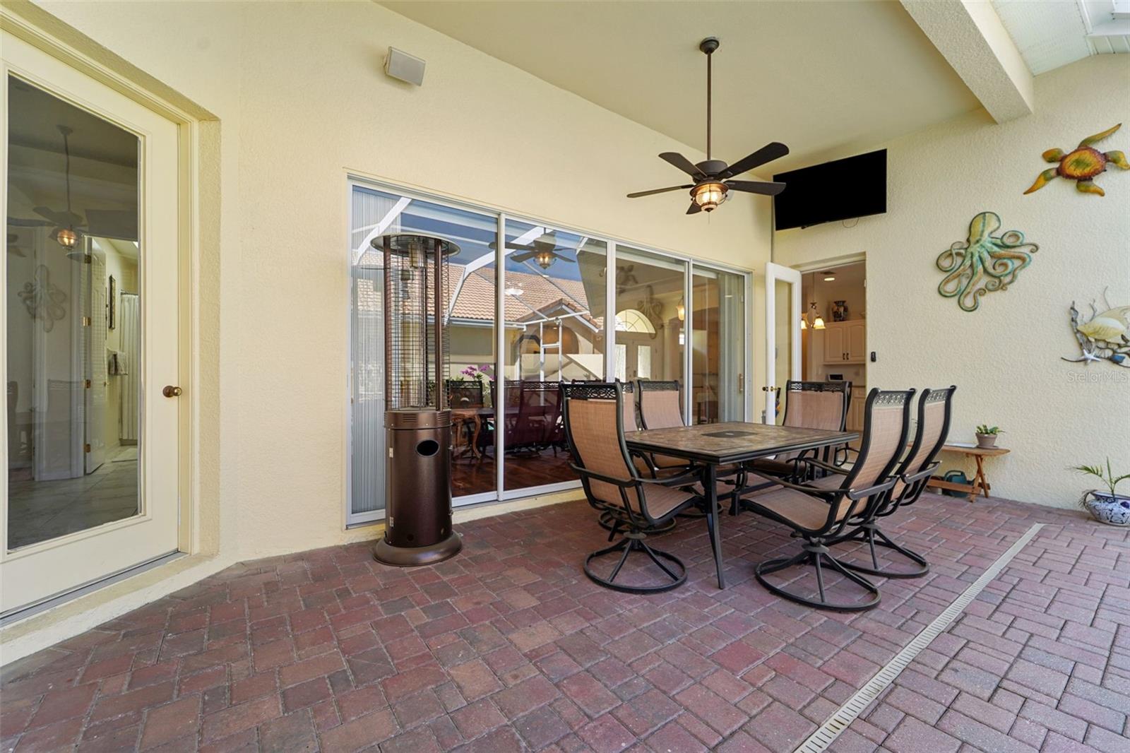 HERNANDO OAKS PH 1 - Residential