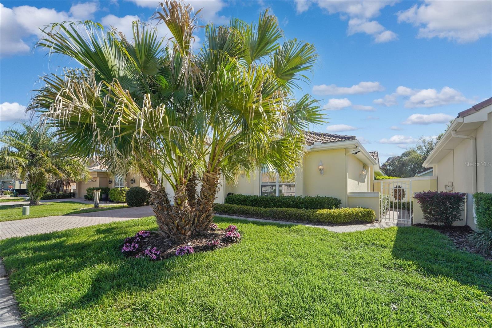 HERNANDO OAKS PH 1 - Residential