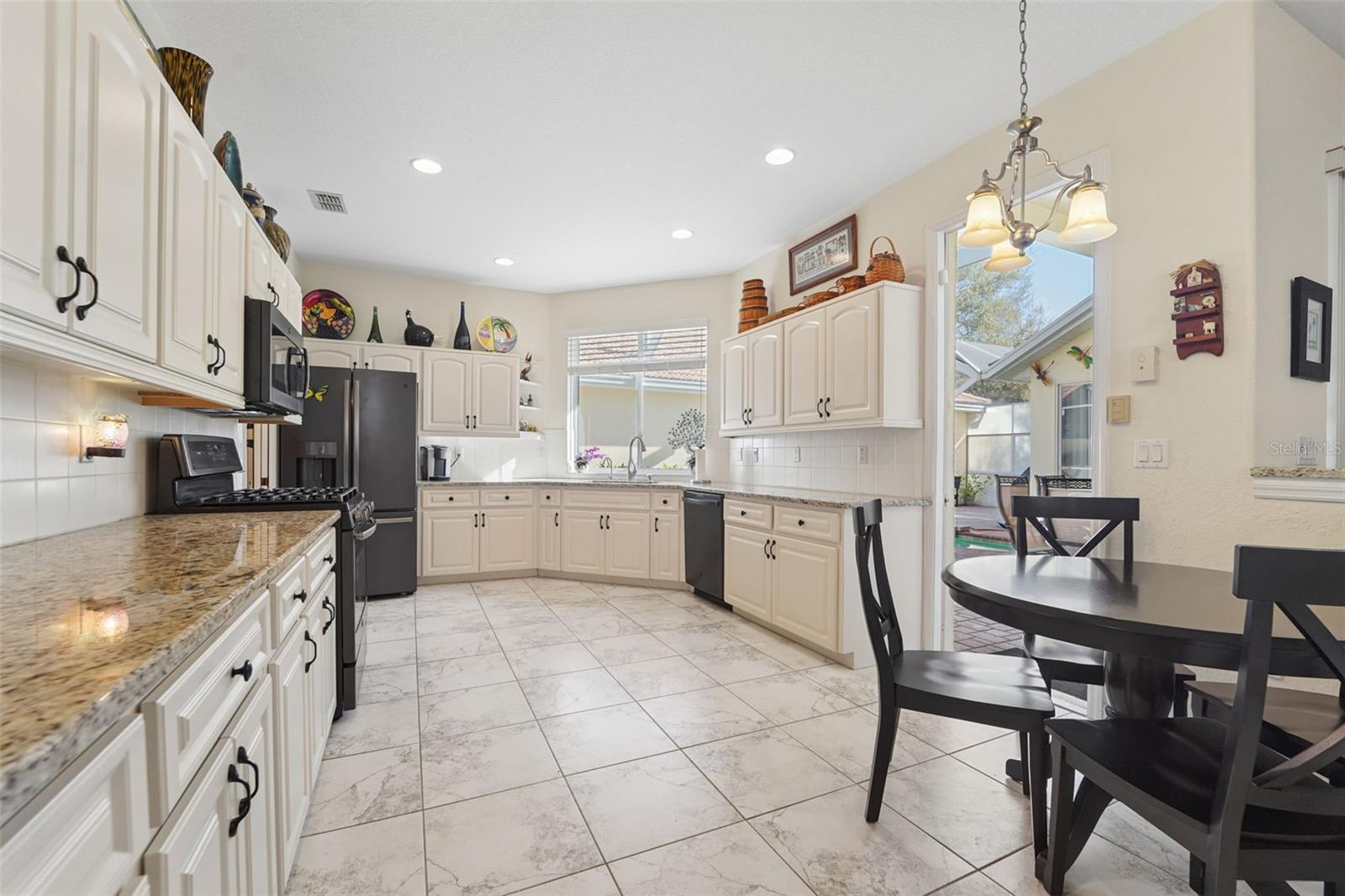 HERNANDO OAKS PH 1 - Residential