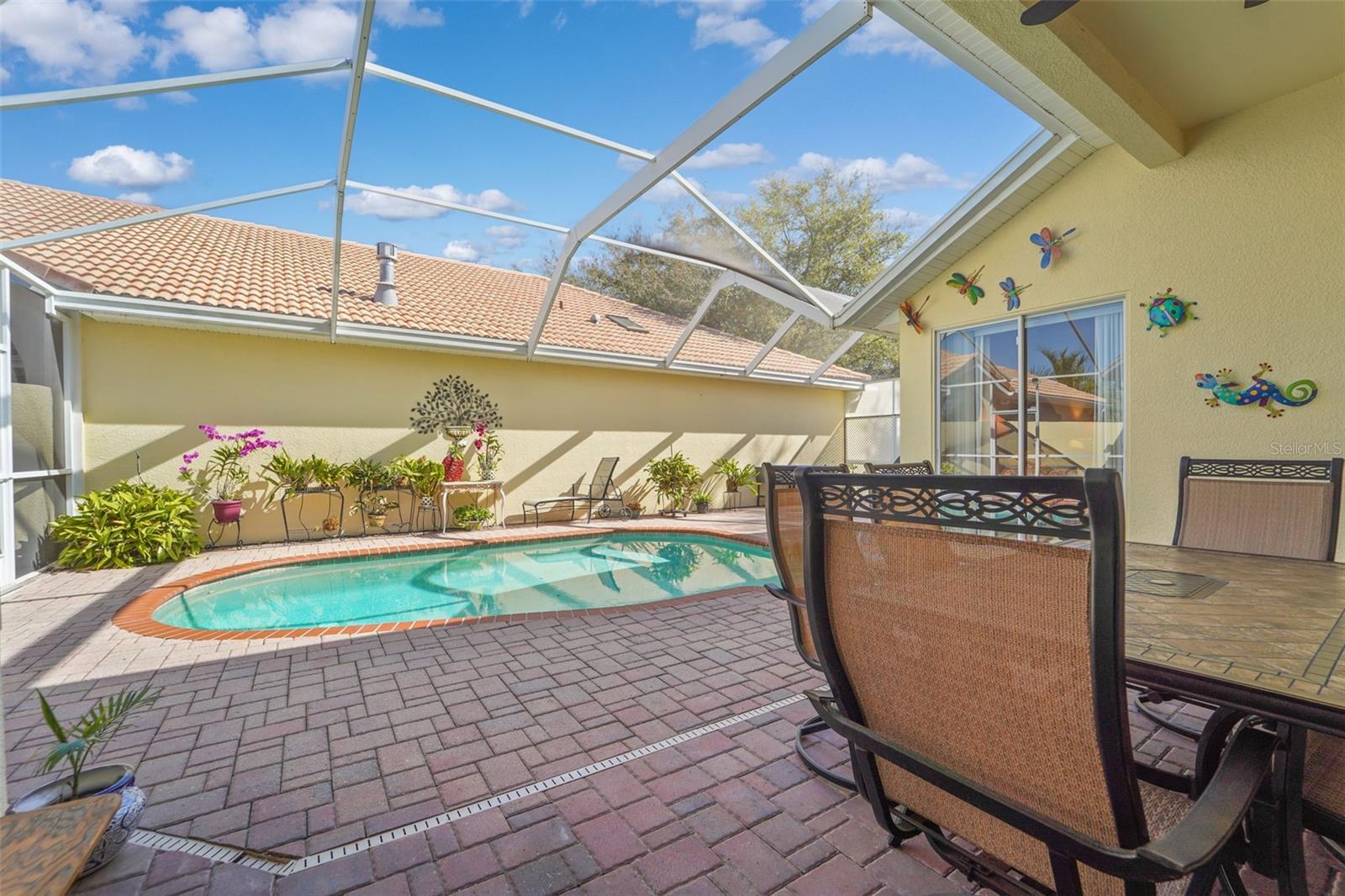 HERNANDO OAKS PH 1 - Residential