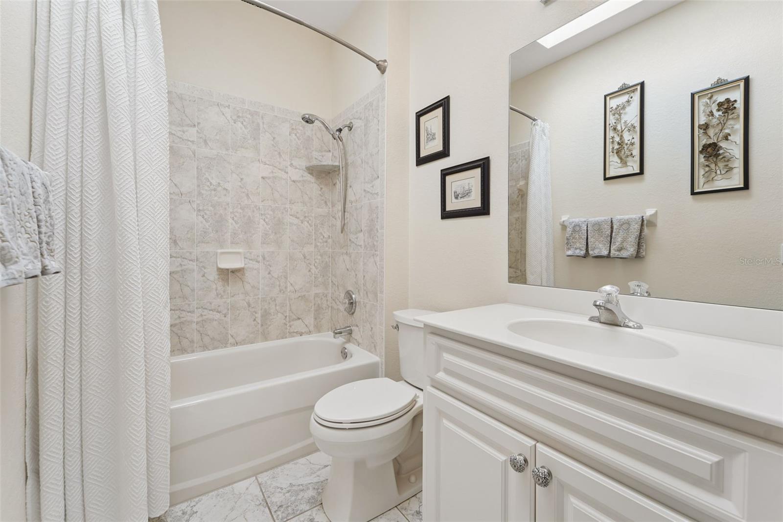 HERNANDO OAKS PH 1 - Residential