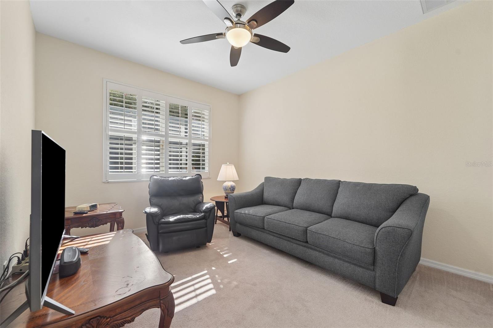 HERNANDO OAKS PH 1 - Residential