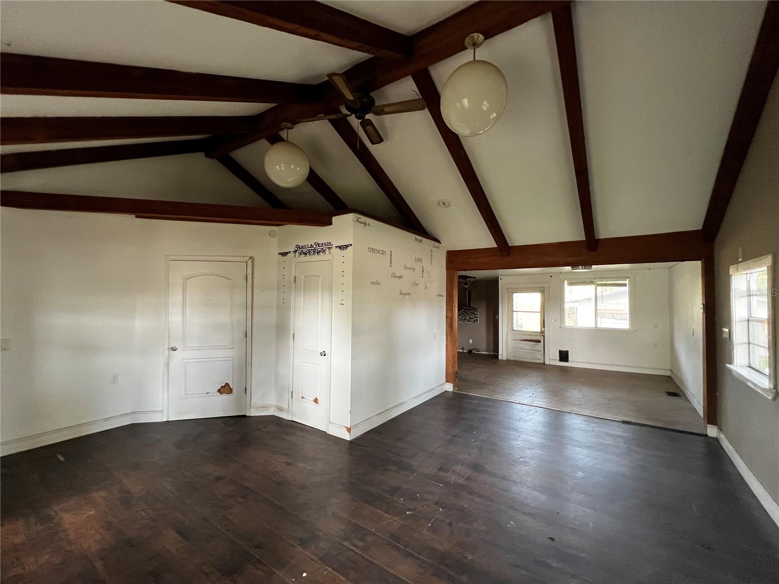 TAVARES SUMMERALL PARK HEIGHTS - Residential