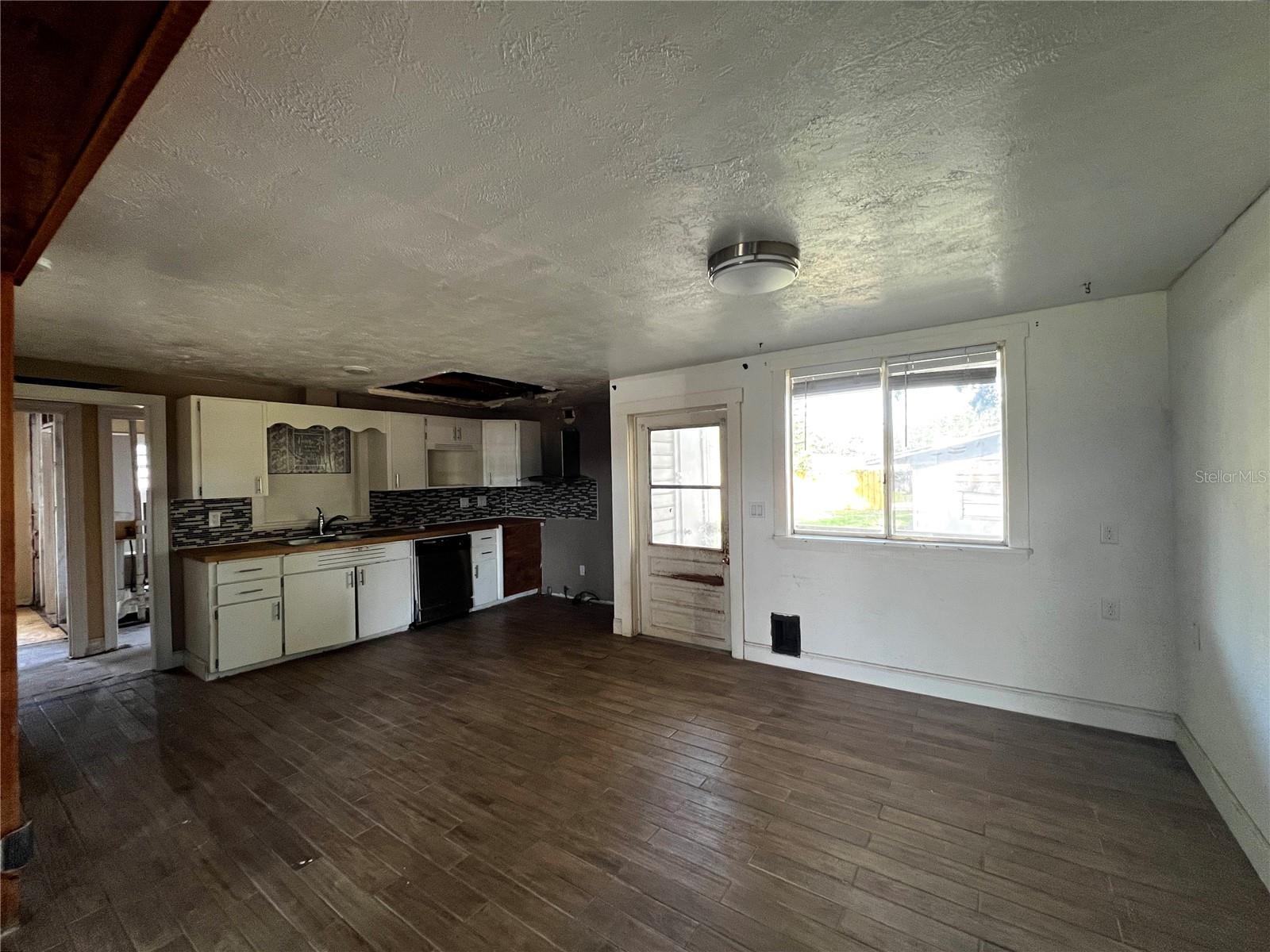 TAVARES SUMMERALL PARK HEIGHTS - Residential