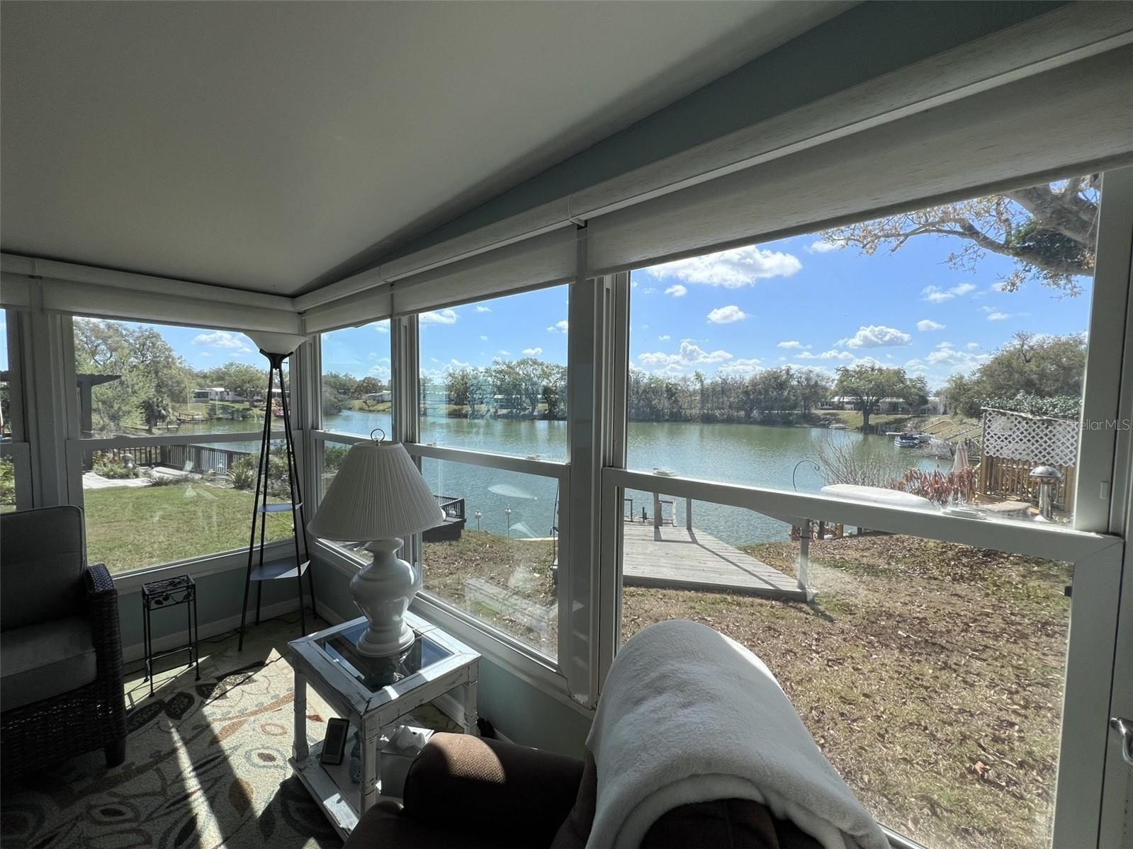 FLORAL LAKES - Residential