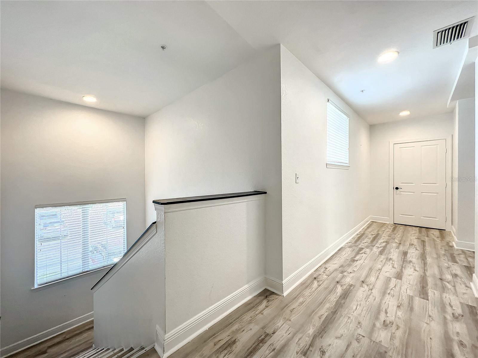 7510 SEVEN EAGLES WAY - Photo 4