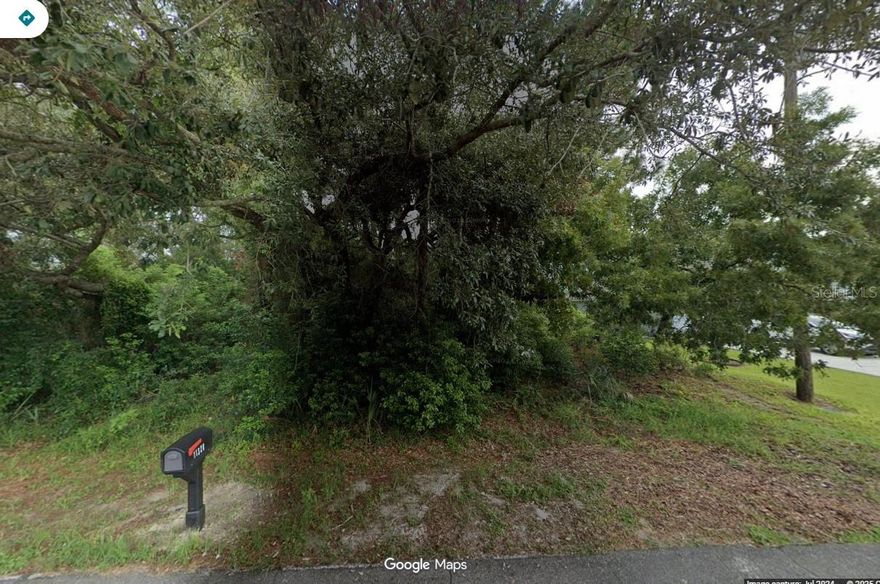 Build your dream home in the rapidly growing and highly sought-after Spring Hill with several new homes in the area. Spring Hill offers an abundance of parks and recreation. Only minutes away from attractions, shopping and restaurants.