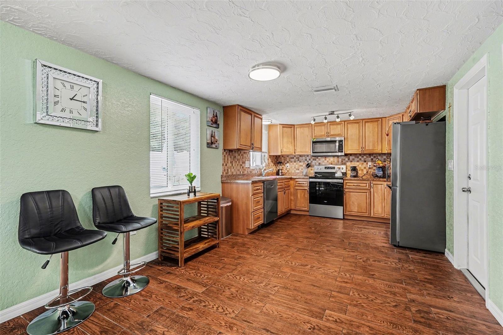 HOLIDAY GARDEN ESATES - Residential