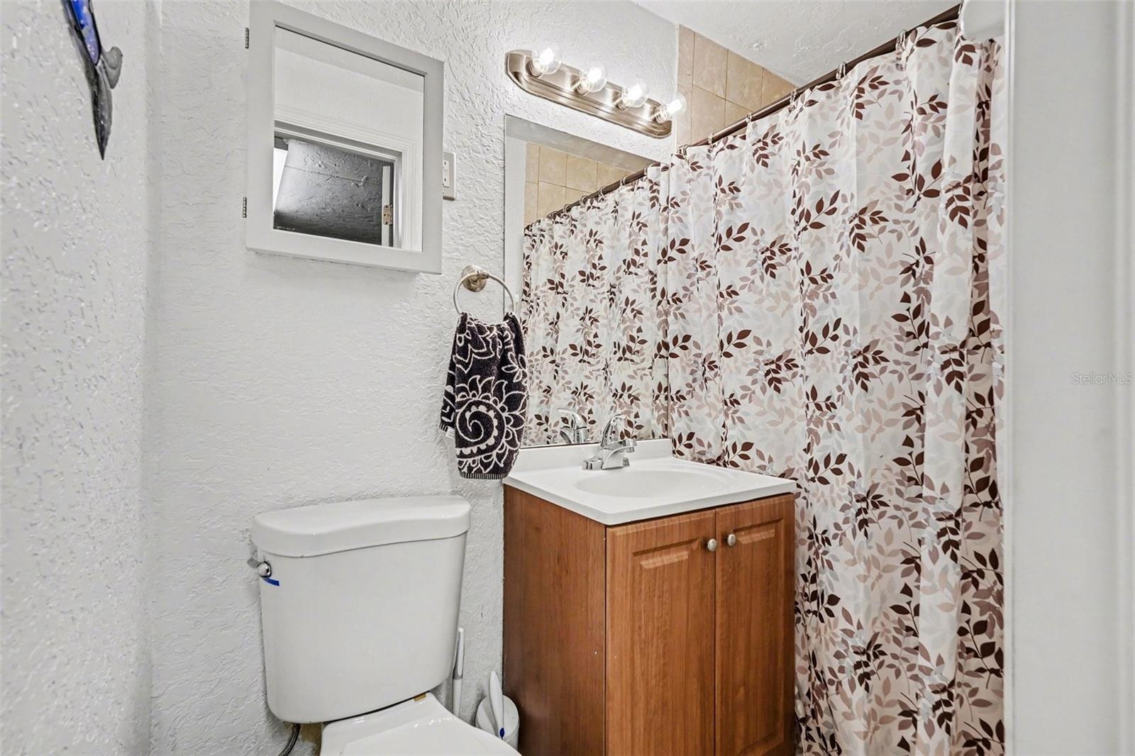 HOLIDAY GARDEN ESATES - Residential