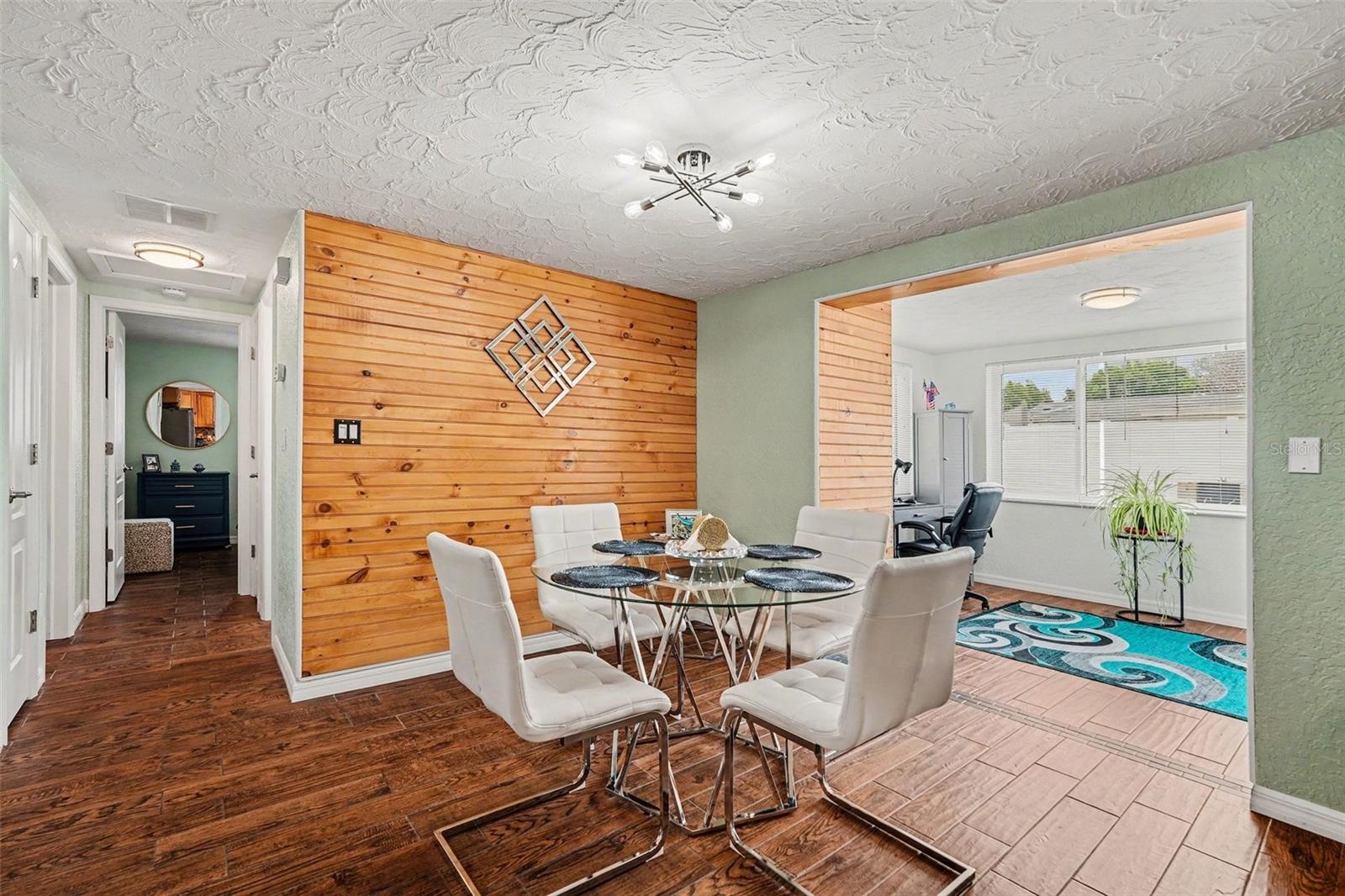 HOLIDAY GARDEN ESATES - Residential