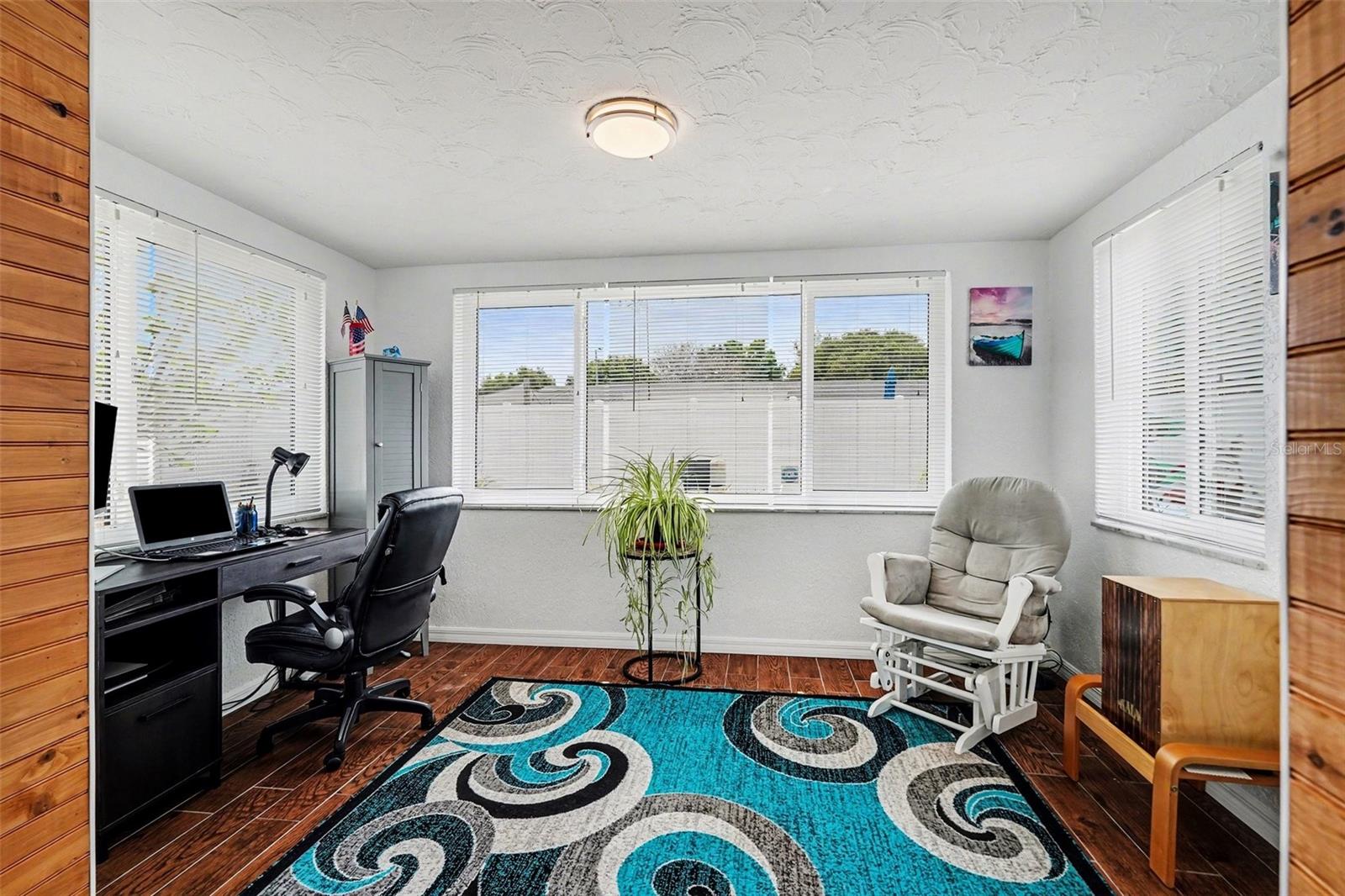 HOLIDAY GARDEN ESATES - Residential