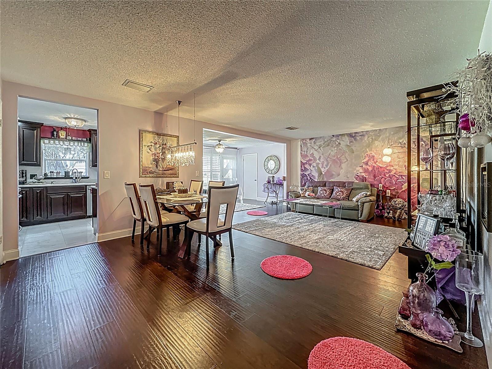 GARDENS THE CONDO - Residential