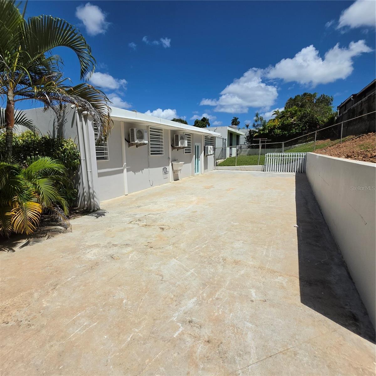 URB PARK GARDEN - Residential