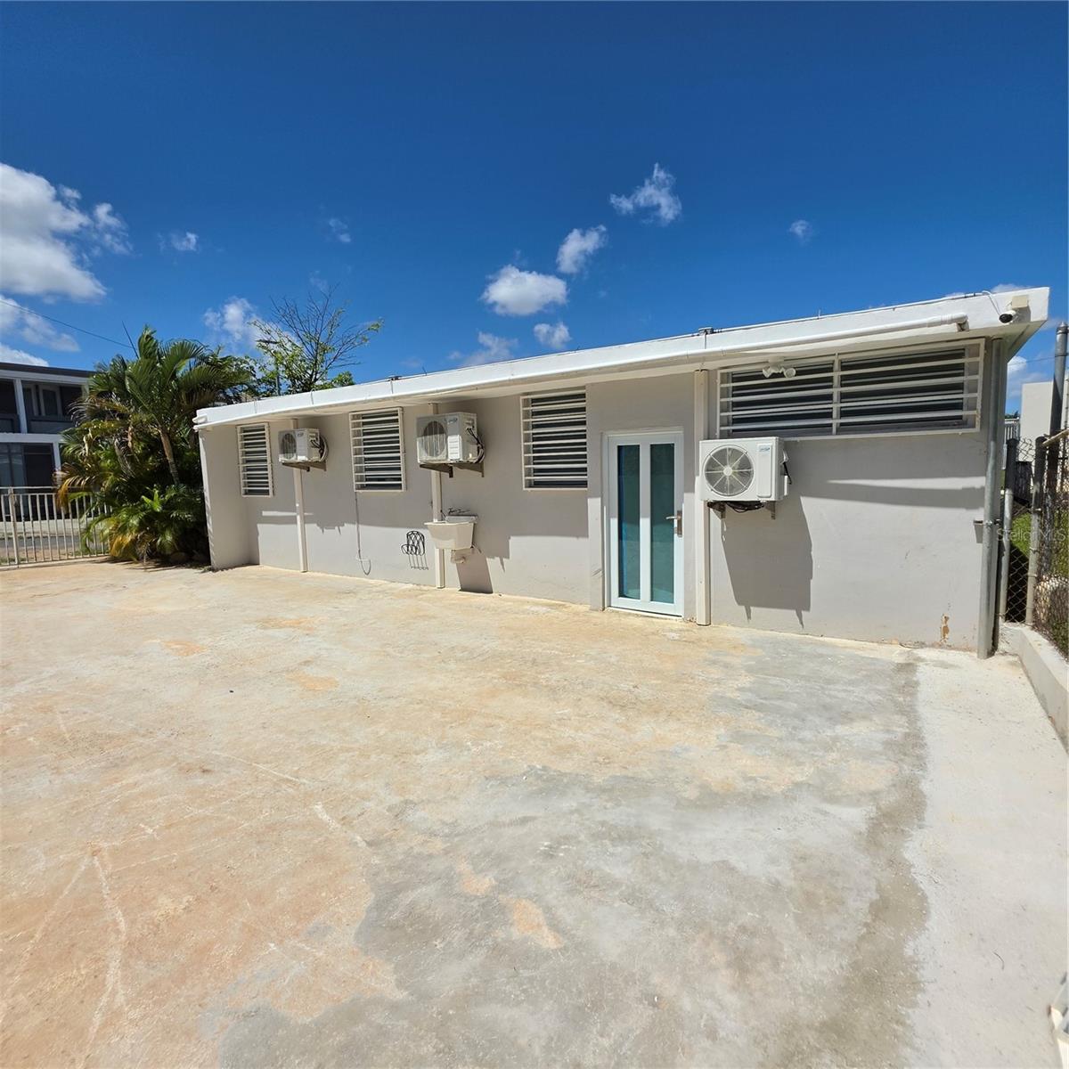 URB PARK GARDEN - Residential