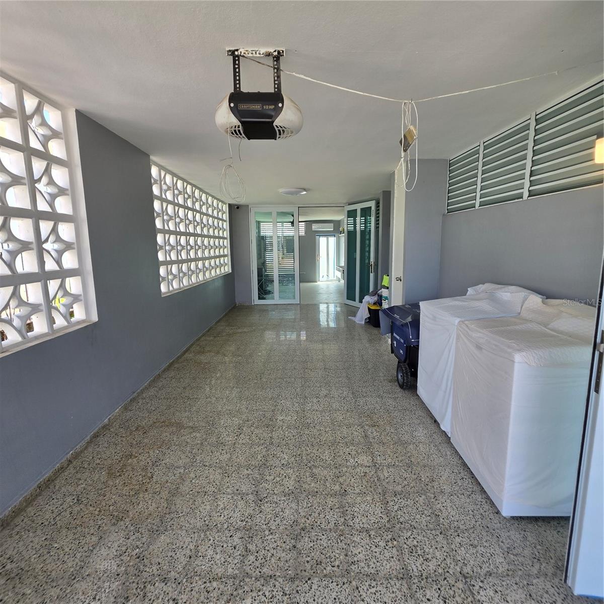 URB PARK GARDEN - Residential