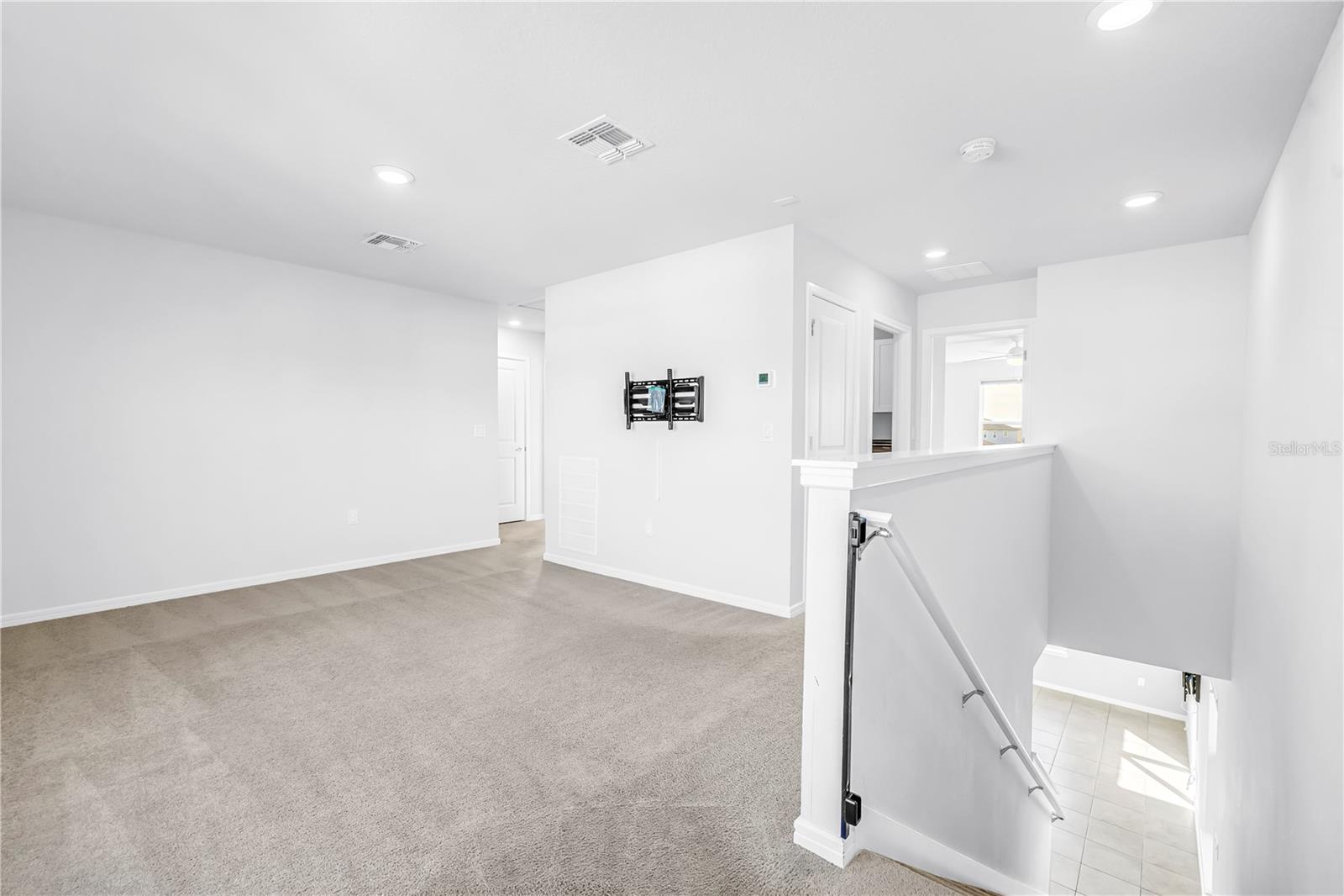 ISLES AT BAYVIEW PH I SUBPH A & B - Residential Lease