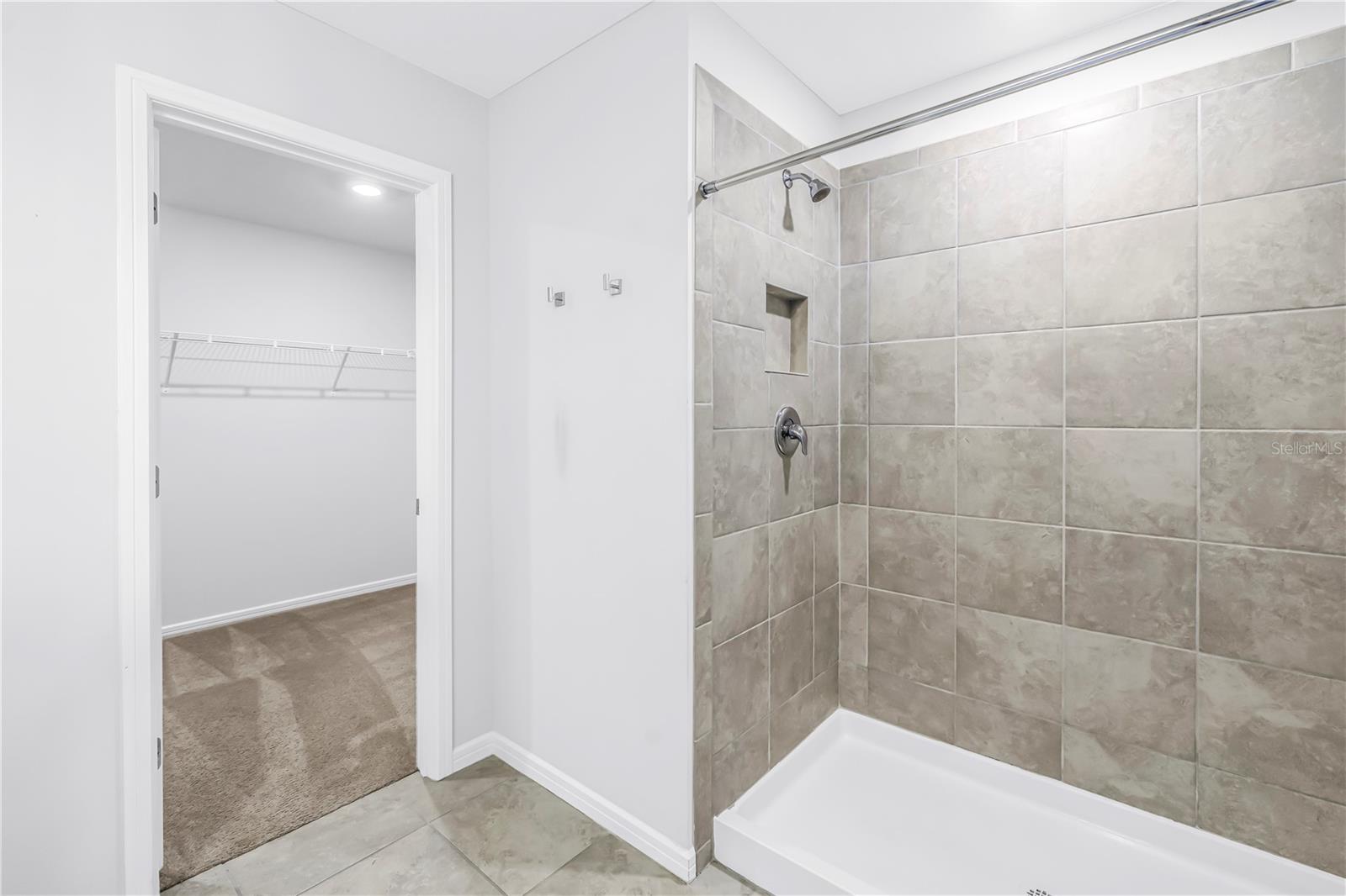 ISLES AT BAYVIEW PH I SUBPH A & B - Residential Lease