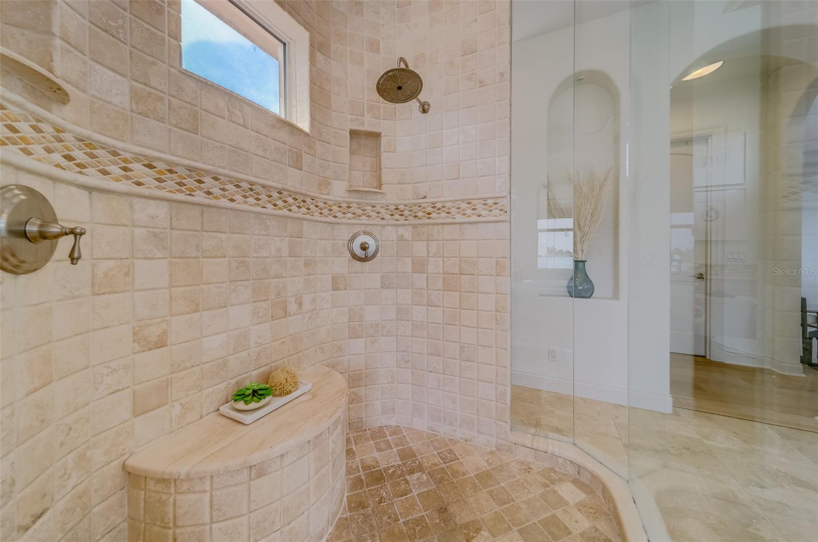 BELLE VISTA POINT 2ND ADD - Residential