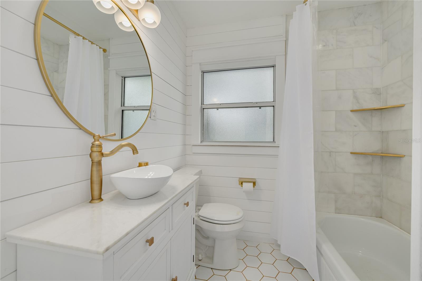 BRENTWOOD HEIGHTS - Residential