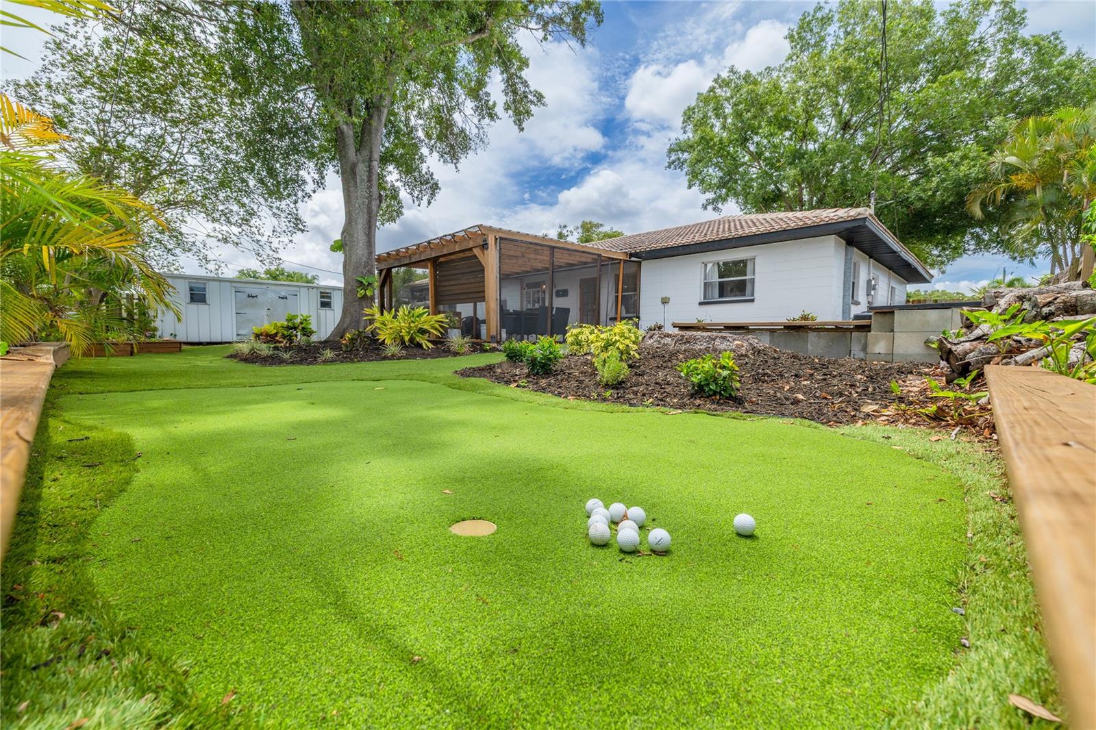BRENTWOOD HEIGHTS - Residential