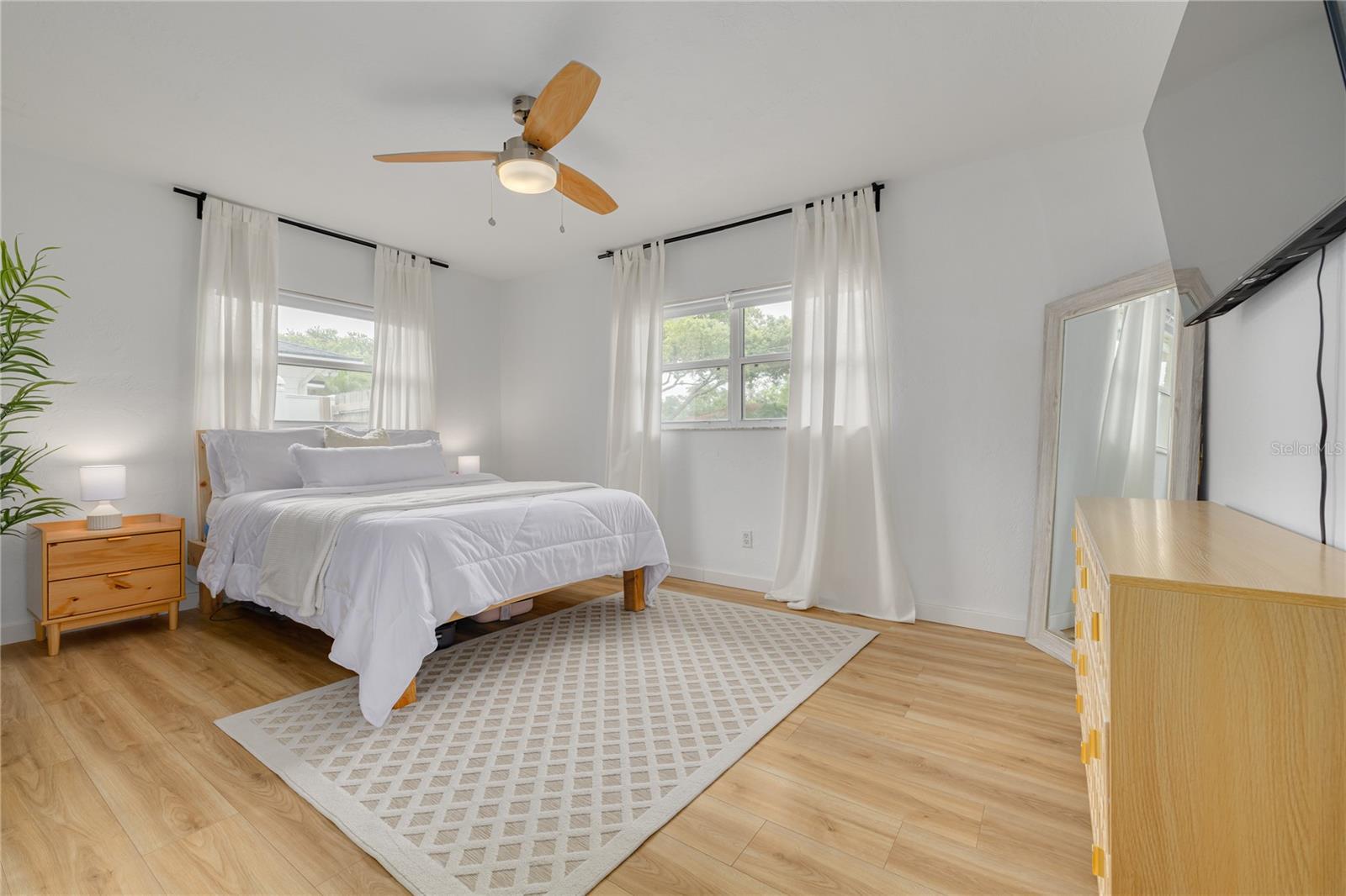 BRENTWOOD HEIGHTS - Residential