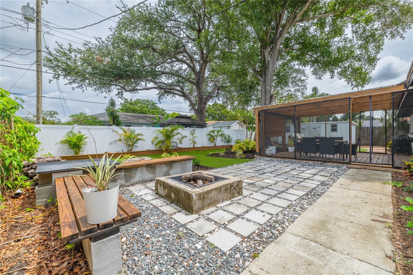 BRENTWOOD HEIGHTS - Residential